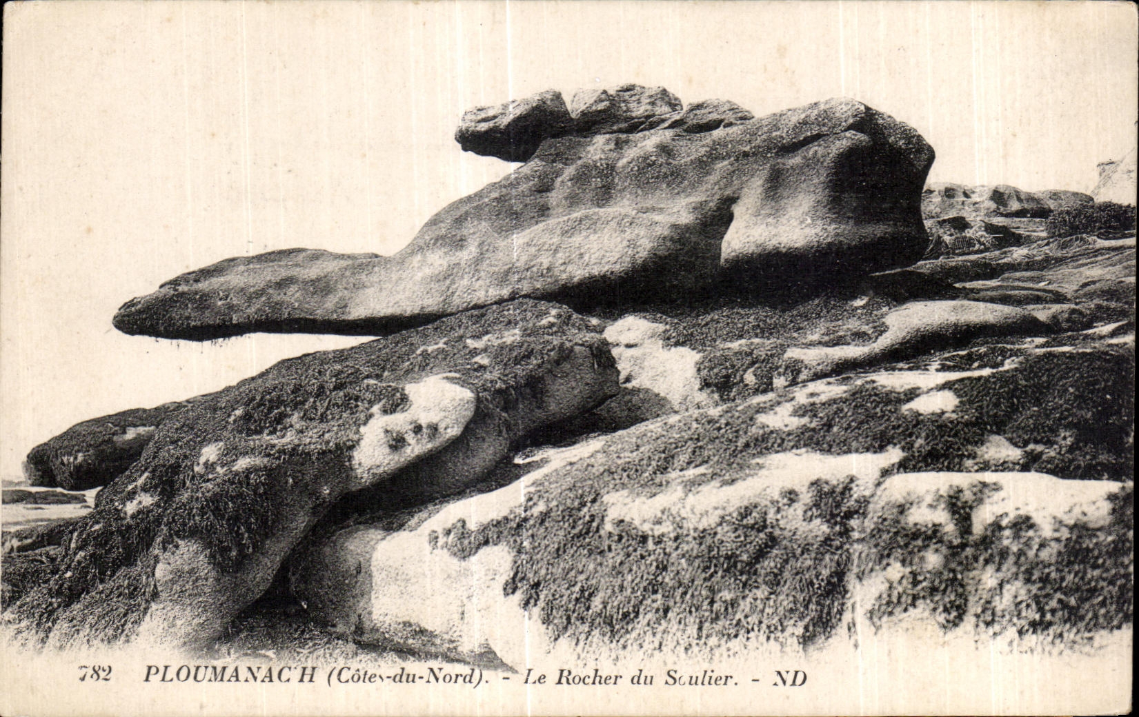 CPA Ploumanac h Le Rocher du Souleir