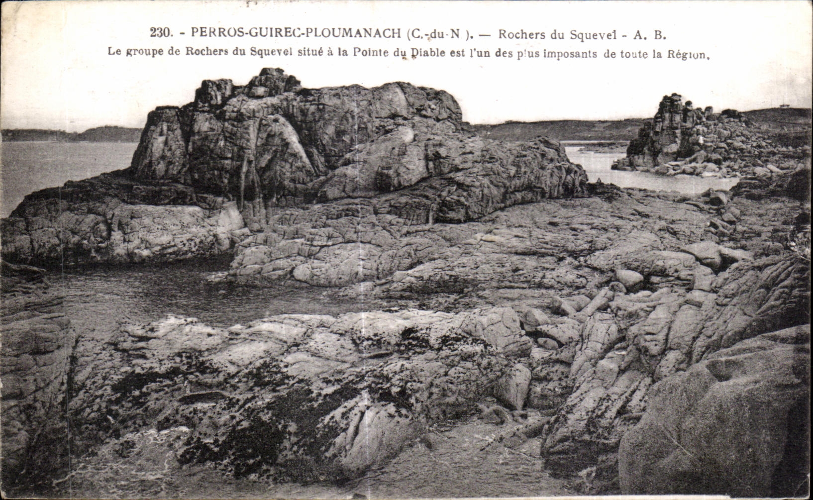 CPA Perros Guiirec Ploumanac h Rochers du Squevel