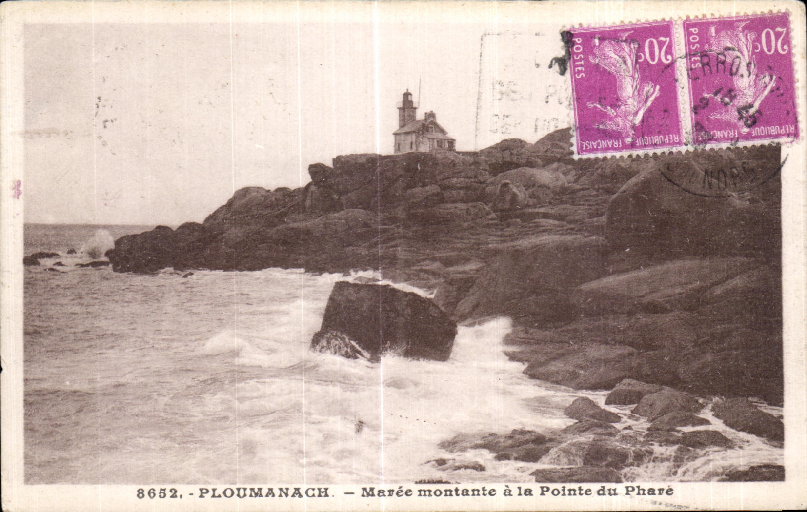 CPA Ploumanac h Maree Montante a la Pointe du Phare