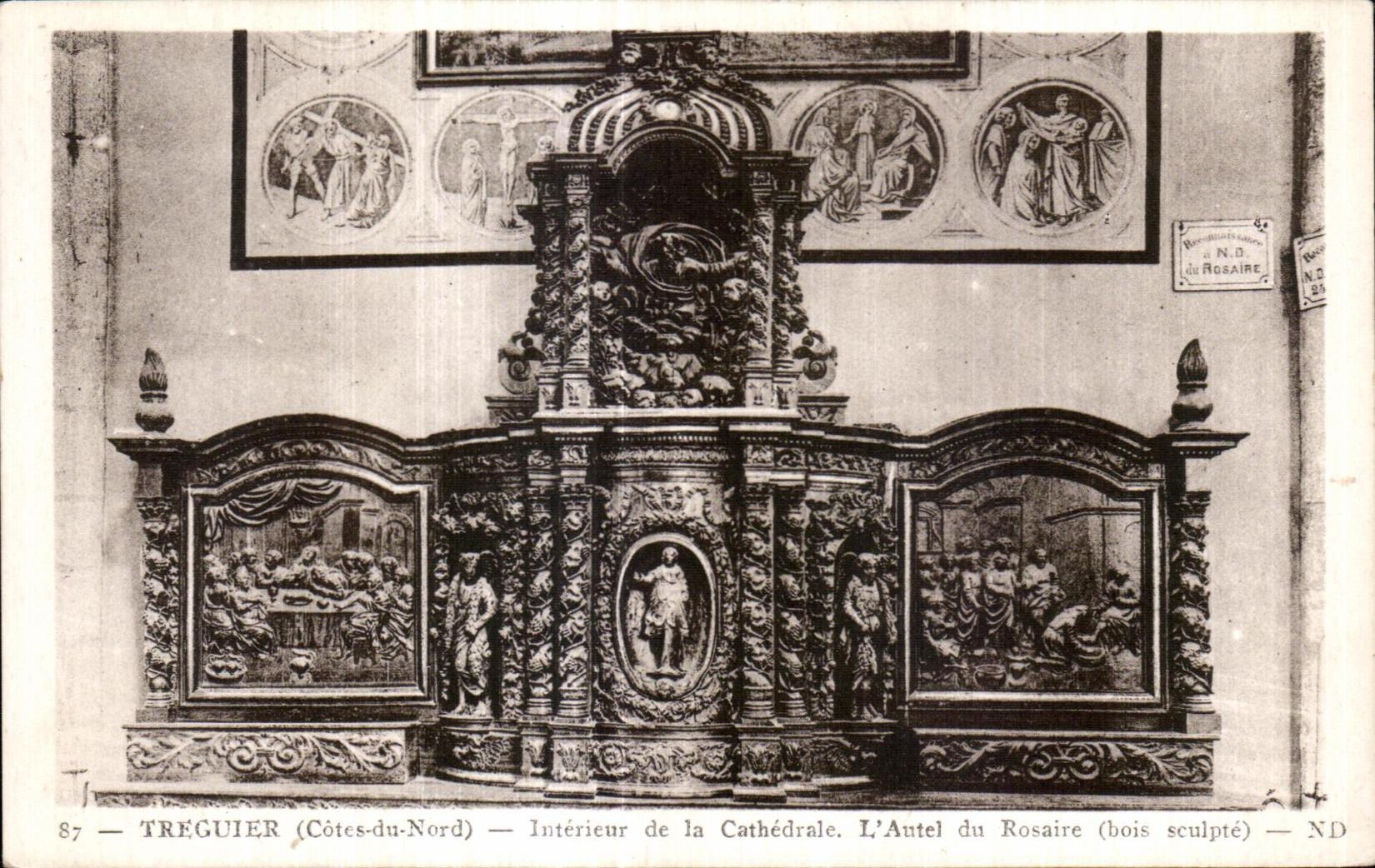 CPA Treguier Interieur de La Cathedrale L autel du rosaire