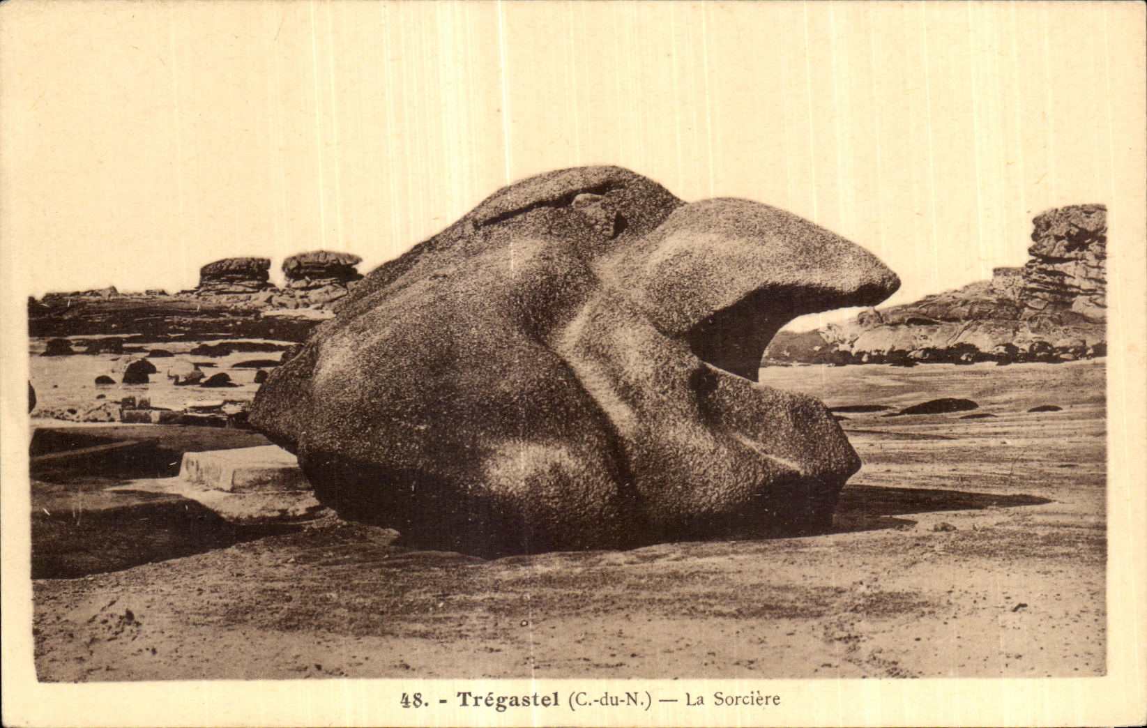 CPA Tregastel(C du N) La Sorciere