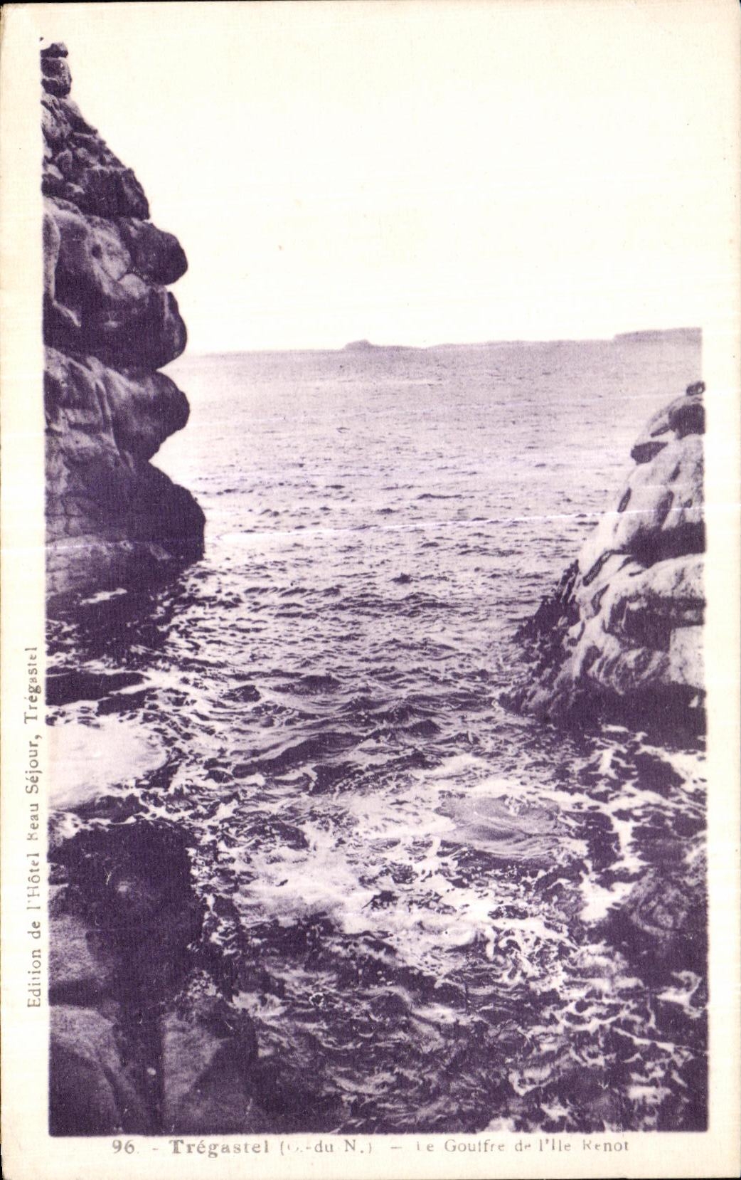 CPA Tregastel Le Gouffre de I lle Renot