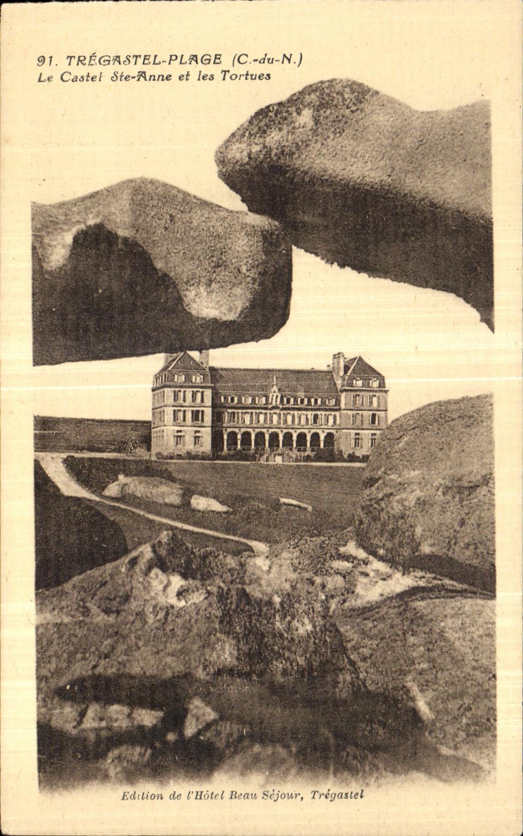 CPA Tregastel Plage Le Castle Ste Anne et les Tortues