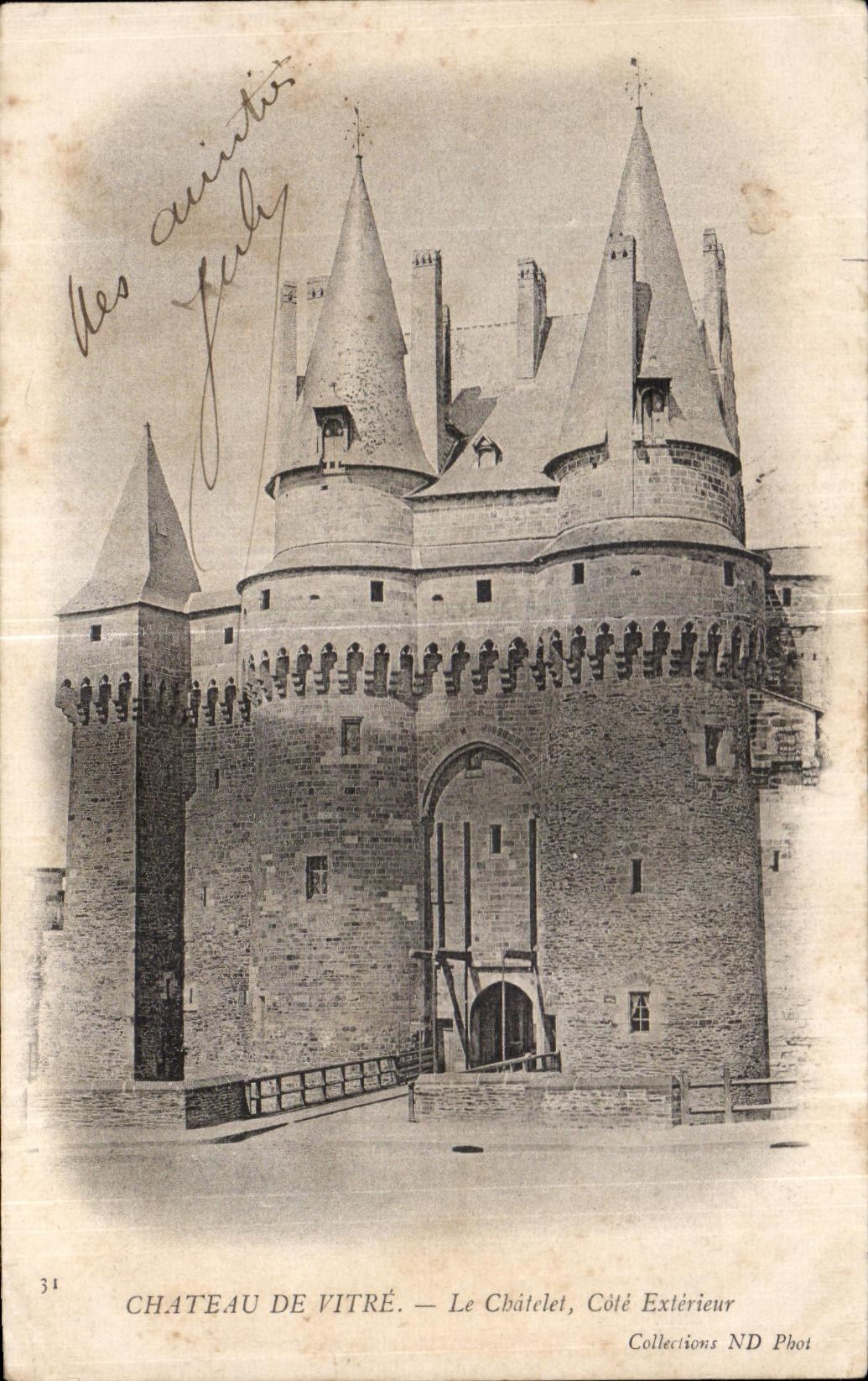 CPA Chateau De Vitre Le Chateiet Cote Exterieur