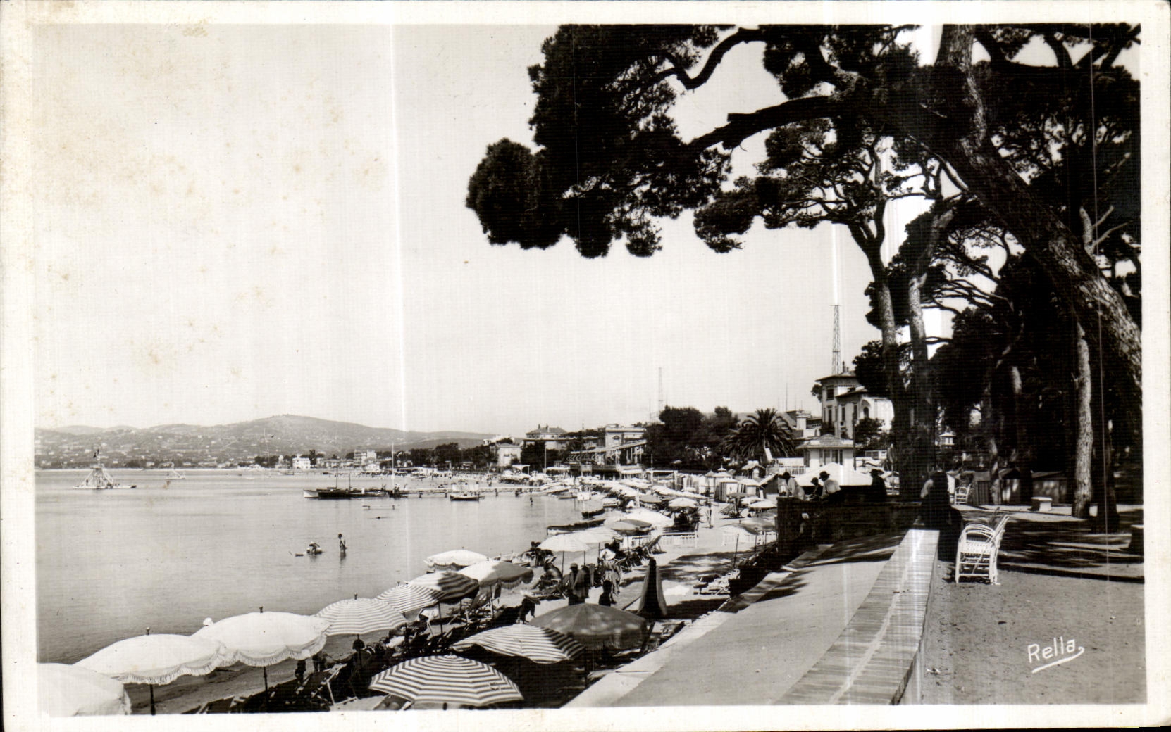CPA Juan Les Pins Las Pinede et la Plage Cpllection la Cote 