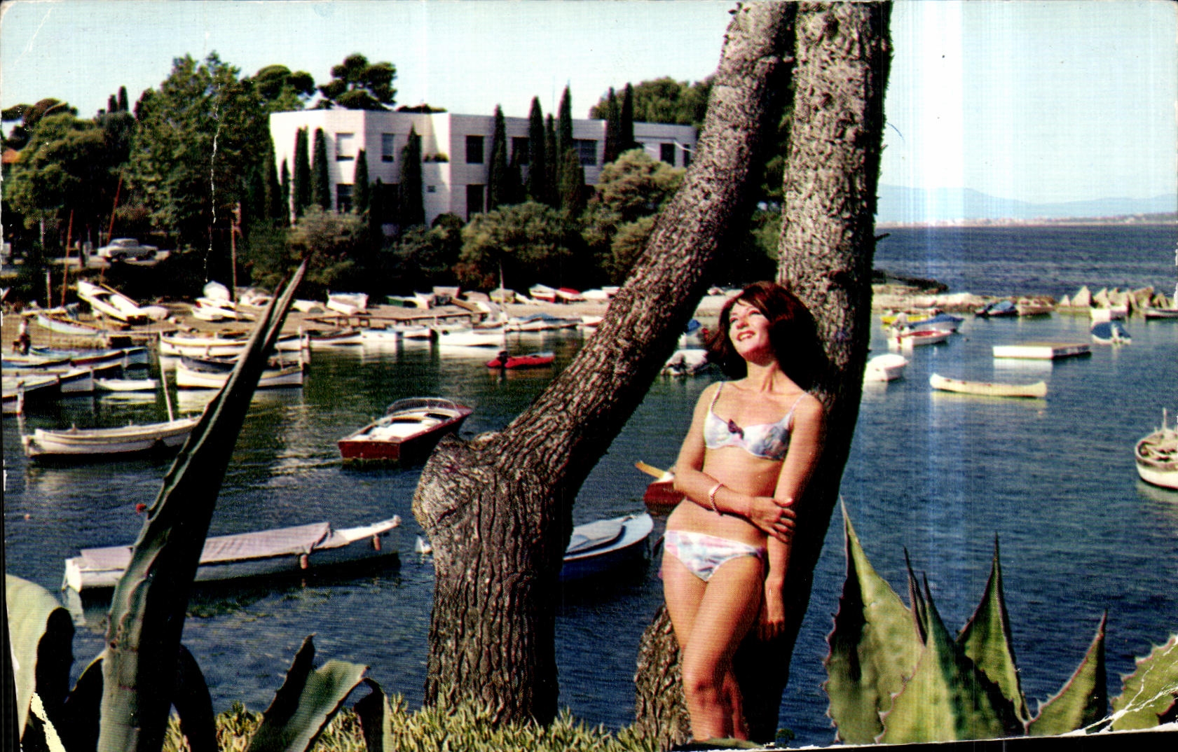 CPA Cote D Azur Juan les Pins Femme en maillot de bain