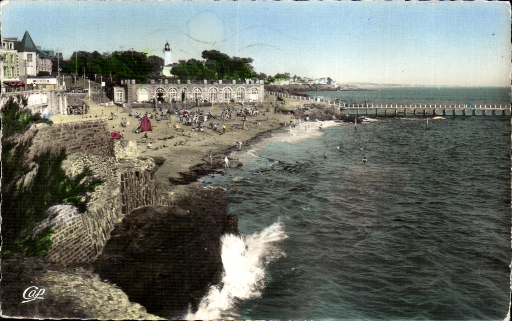 CPA Cote de Jade Pornic La Plage de Noeveillard avec la Jetee