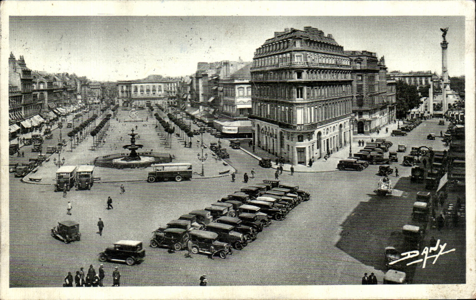 CPA Bordeaux Allees De Tourny Et Cours Du XXX Juille