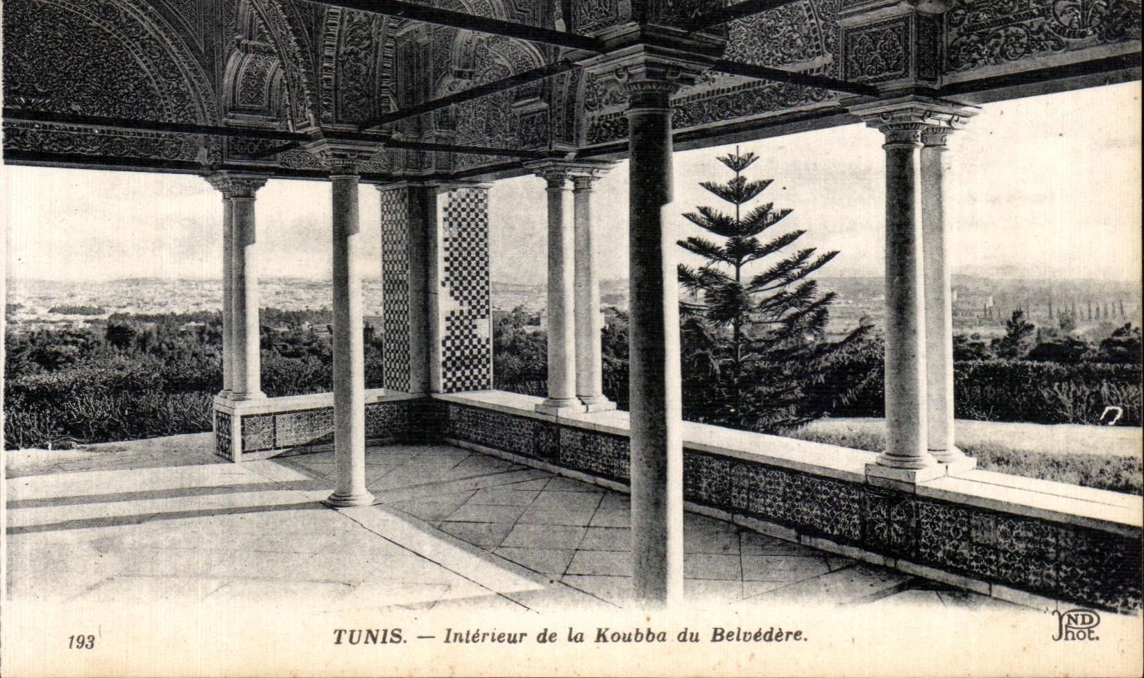 CPA Tunis Interieur de la Koubba du Belvedere