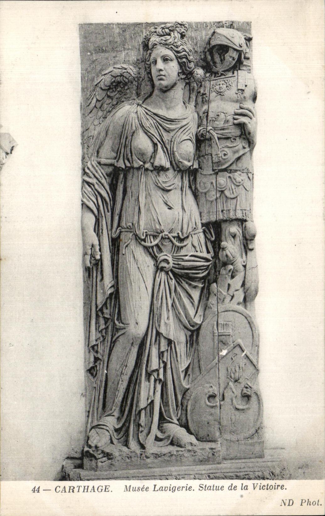 CPA Carthage Musee Lavigerie Statue dela Victoire