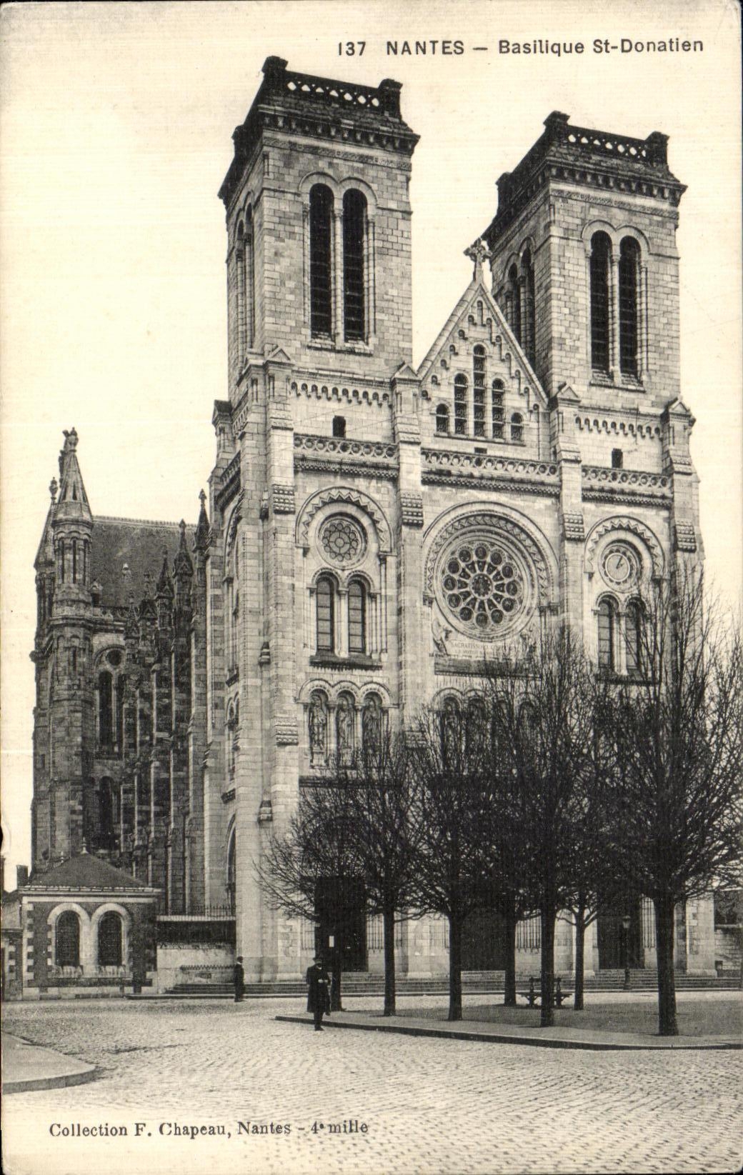 CPA Nantes Basilica St Donatien