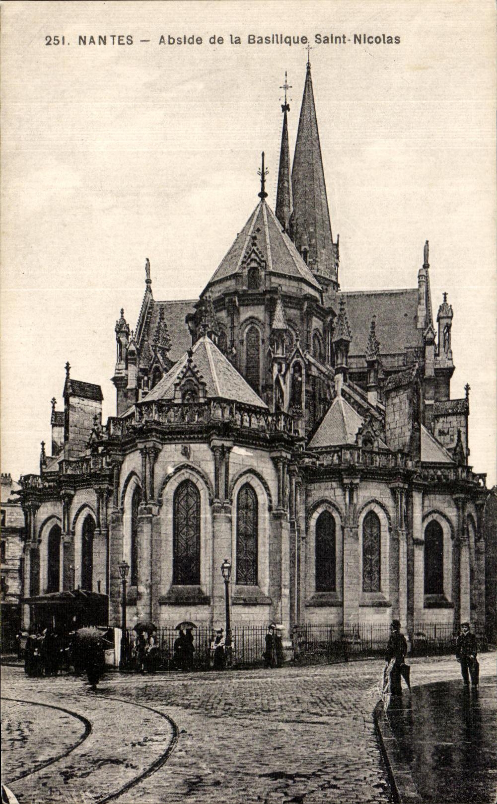 CPA Nantes Apse of the Basilica Saint Nicolas