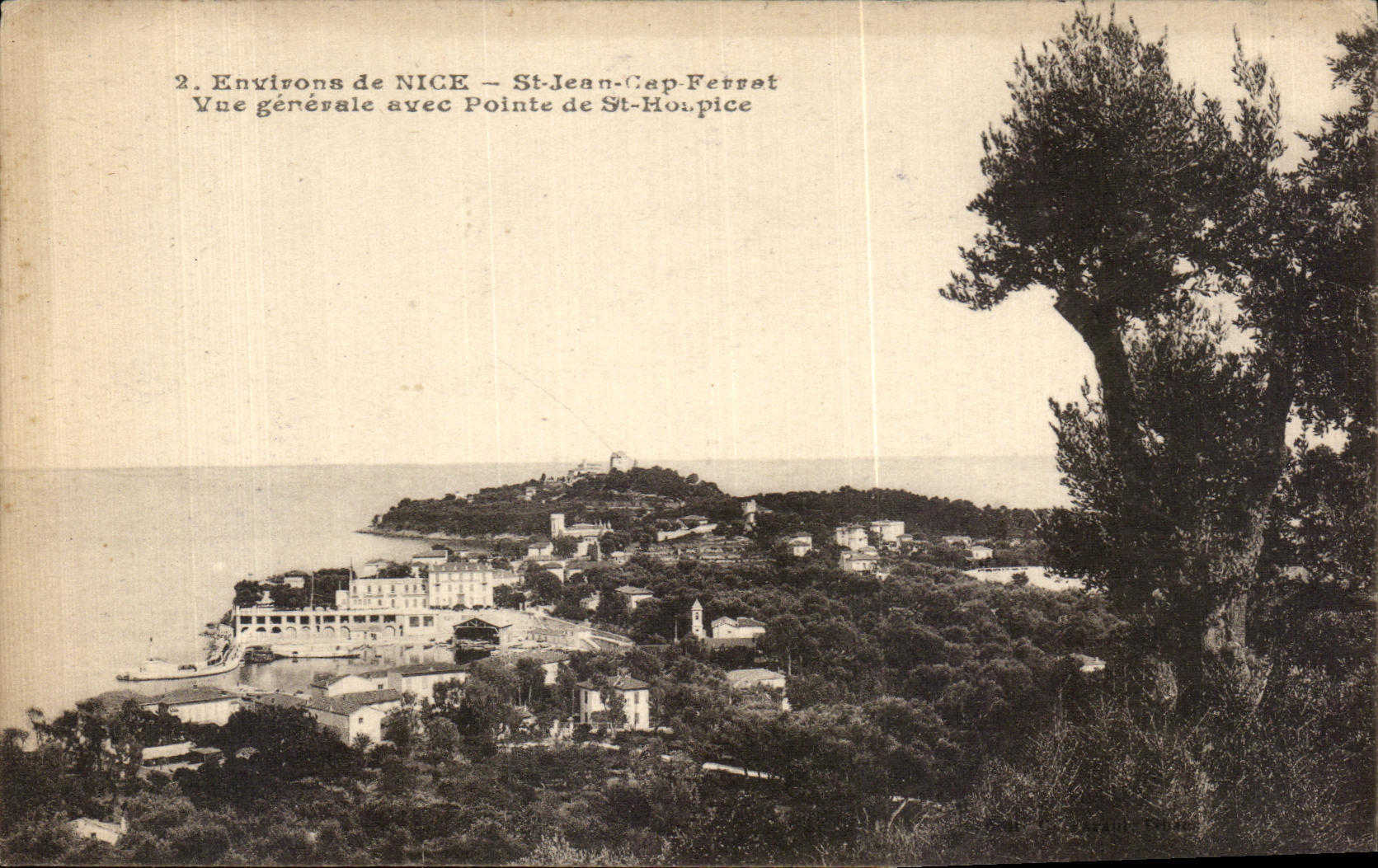 CPA Environs de Nice St Jean Cap Ferrat Vue generale Avec Pointe de St Houplace