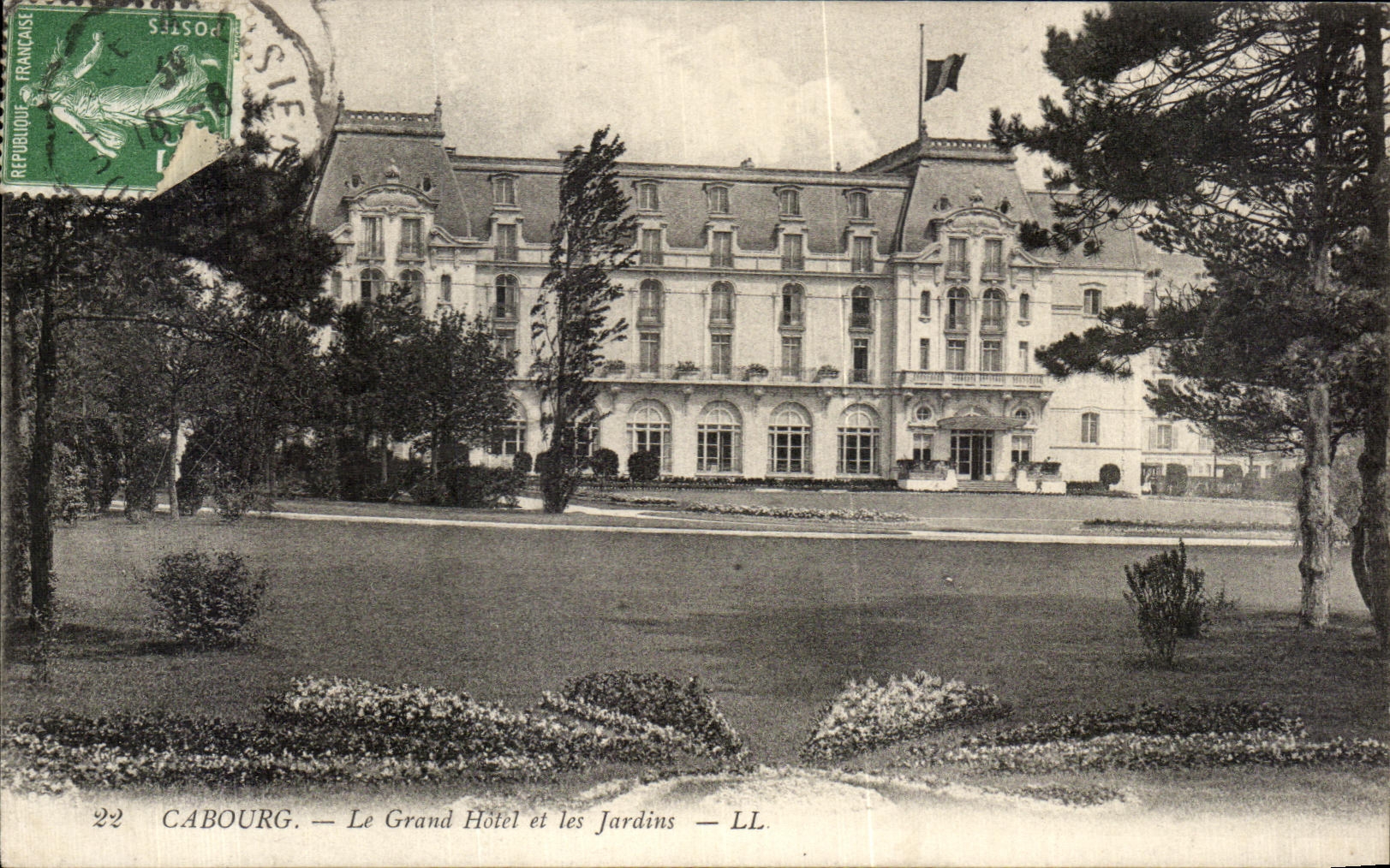CPA Cabourg Le Grand Hotel et les Jardins
