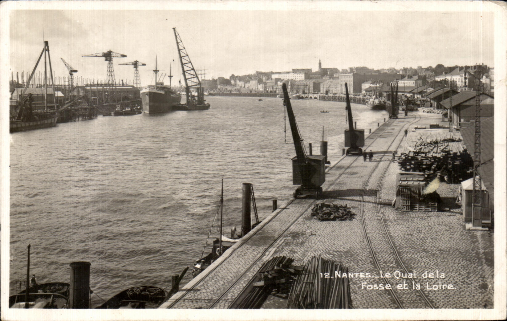 CPA Nantes the Quay of the Pit and the Loire