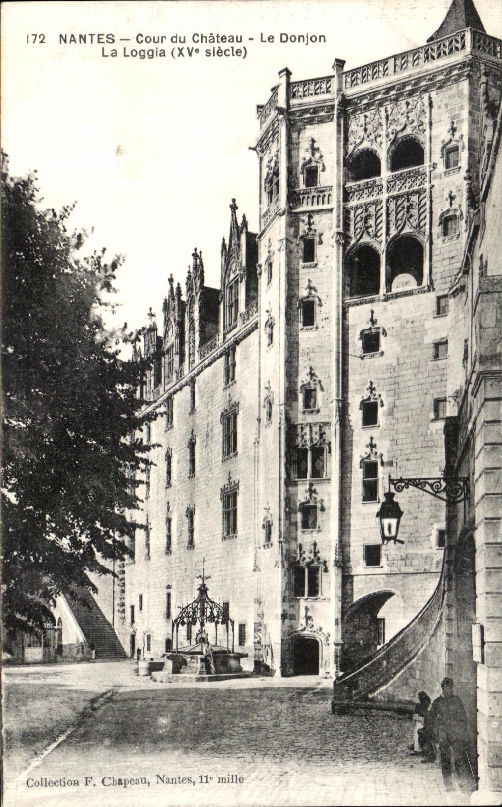 CPA Nantes Court of the Castle the Keep the Loggia (XV century)