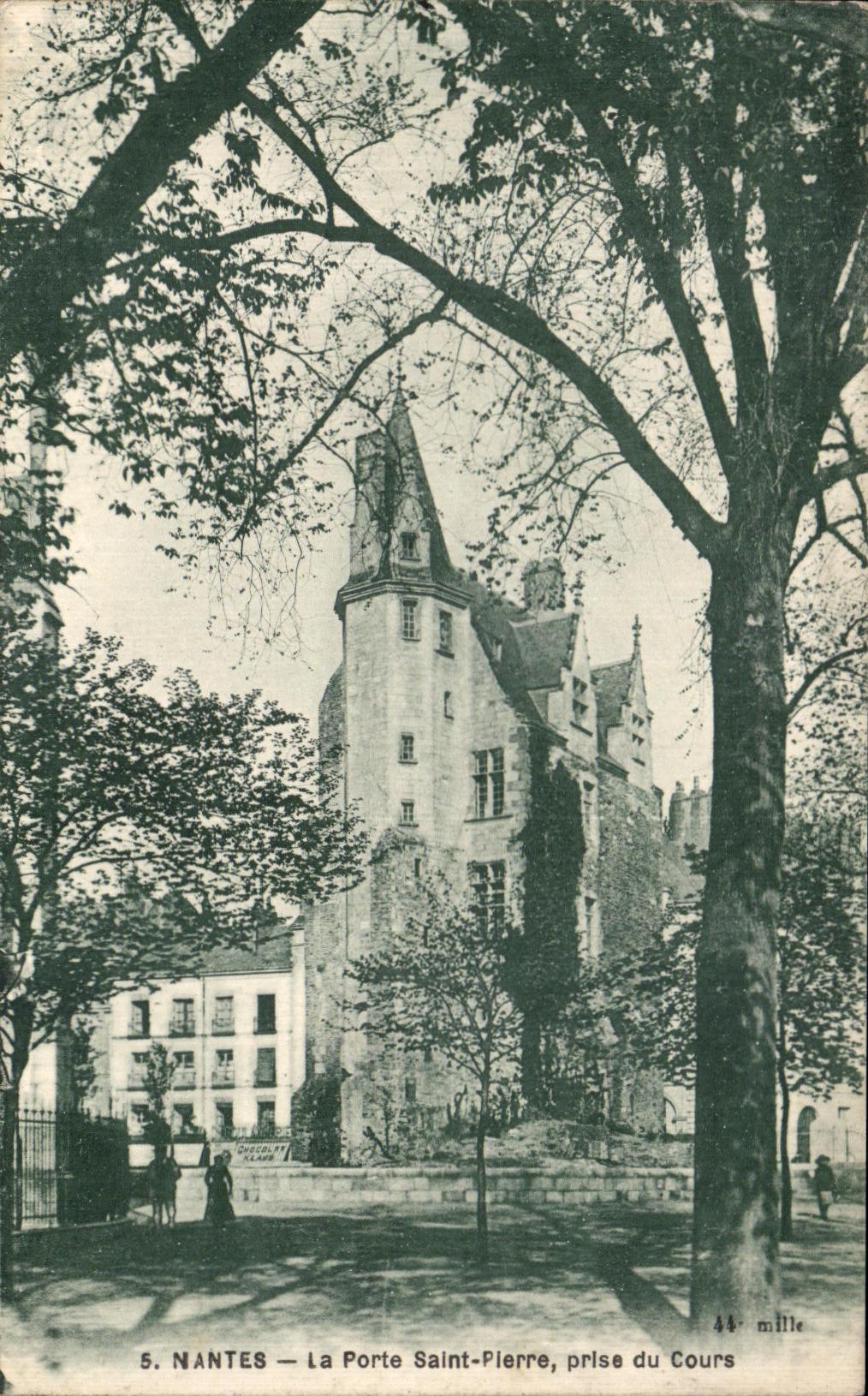 CPA Nantes the Gate Saint Plerre taken of the Course