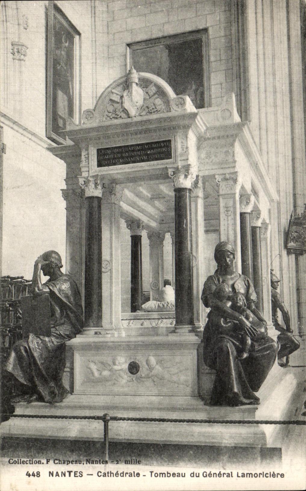 CPA Nantes Cathedral Tomb of General Lamoriciere