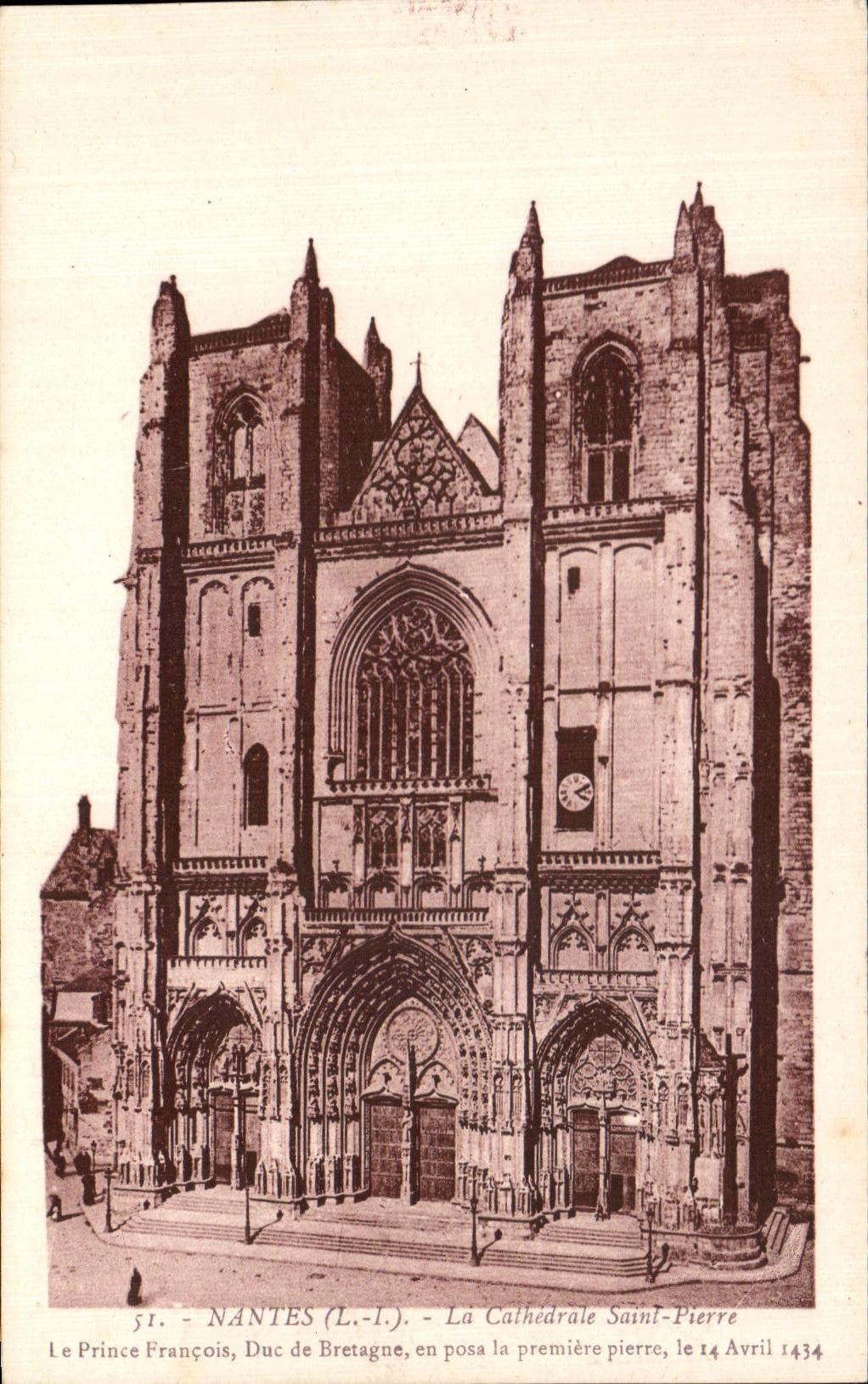 CPA Nantes the Cathedral Saint Pierre Prince Francois Duc of Brittany posed the first stone of them