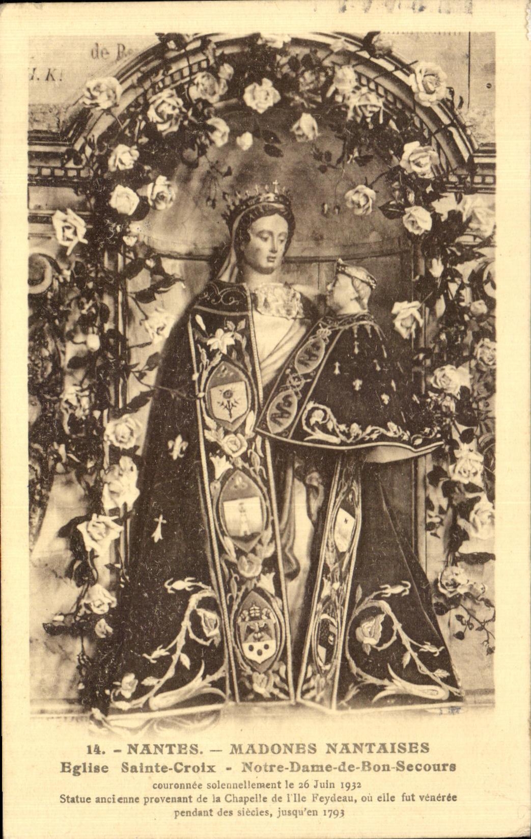 CPA Nantes Nantes Madonna Church Sainte Cross Our Lady of Good Help