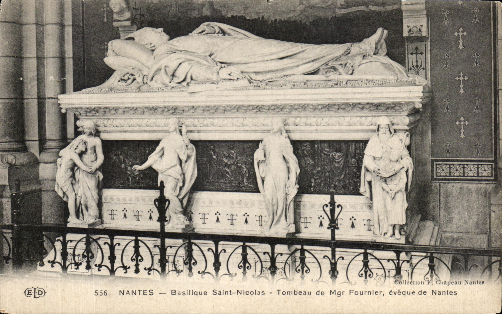 CPA Nantes Basilica Saint Nicolas Tomb
