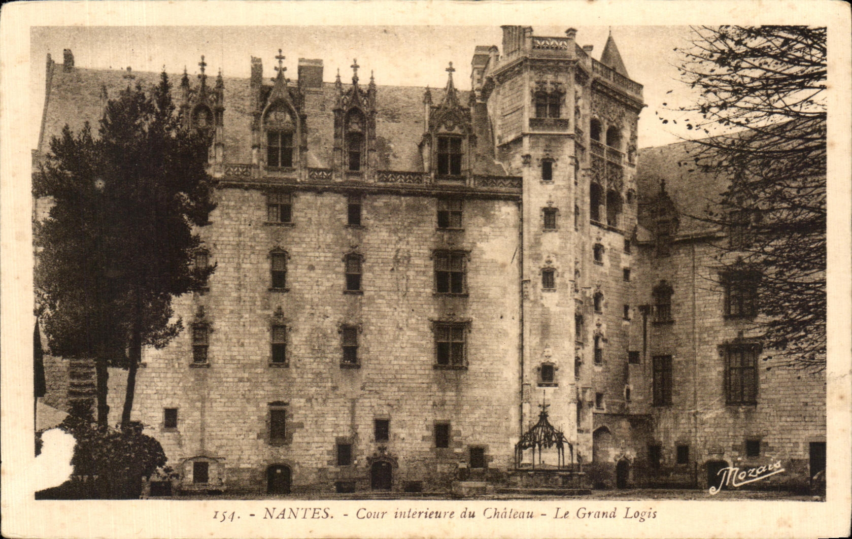 CPA Nantes interior Court of the Castle the Large Home