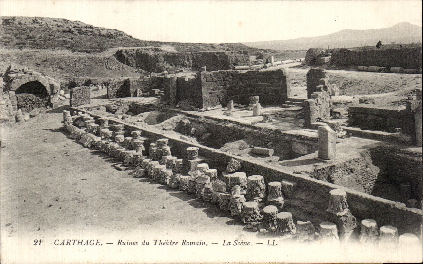 CPA Tunisie Carthage Ruines du Theatre Romain La Scene