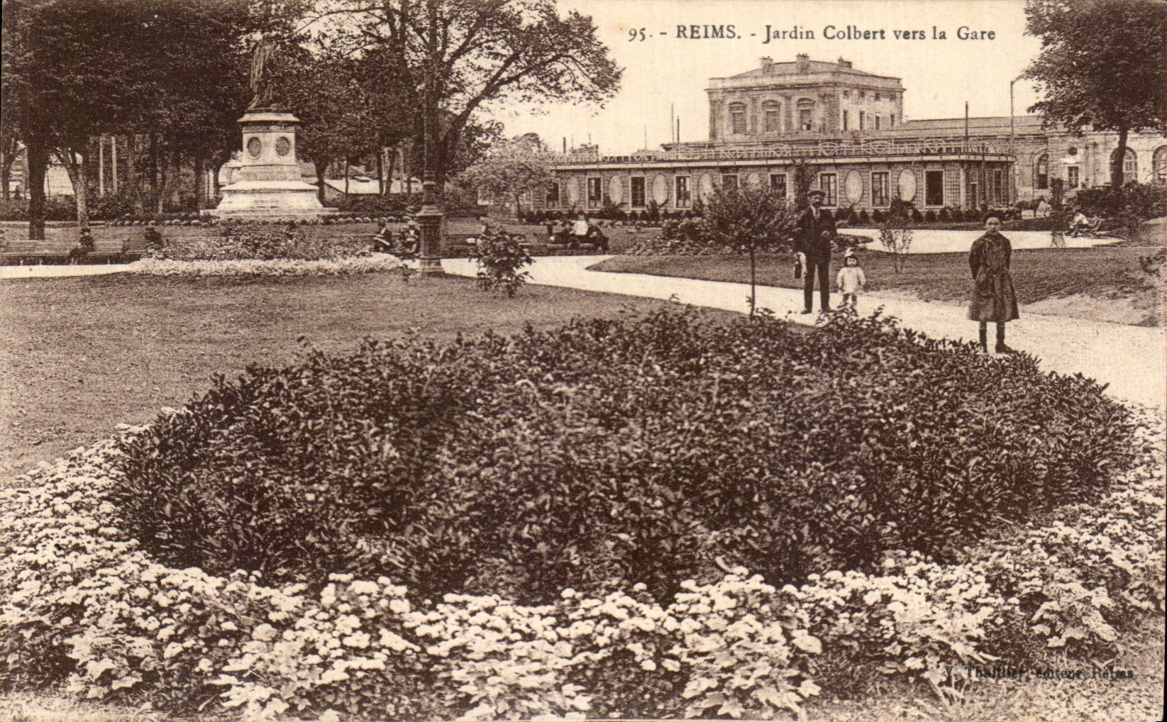 CPA Reims Colbert Garden towards Train station