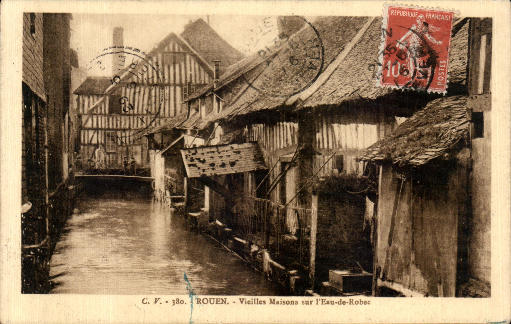 CPA Rouen Vieillers Houses on I Water of Robec