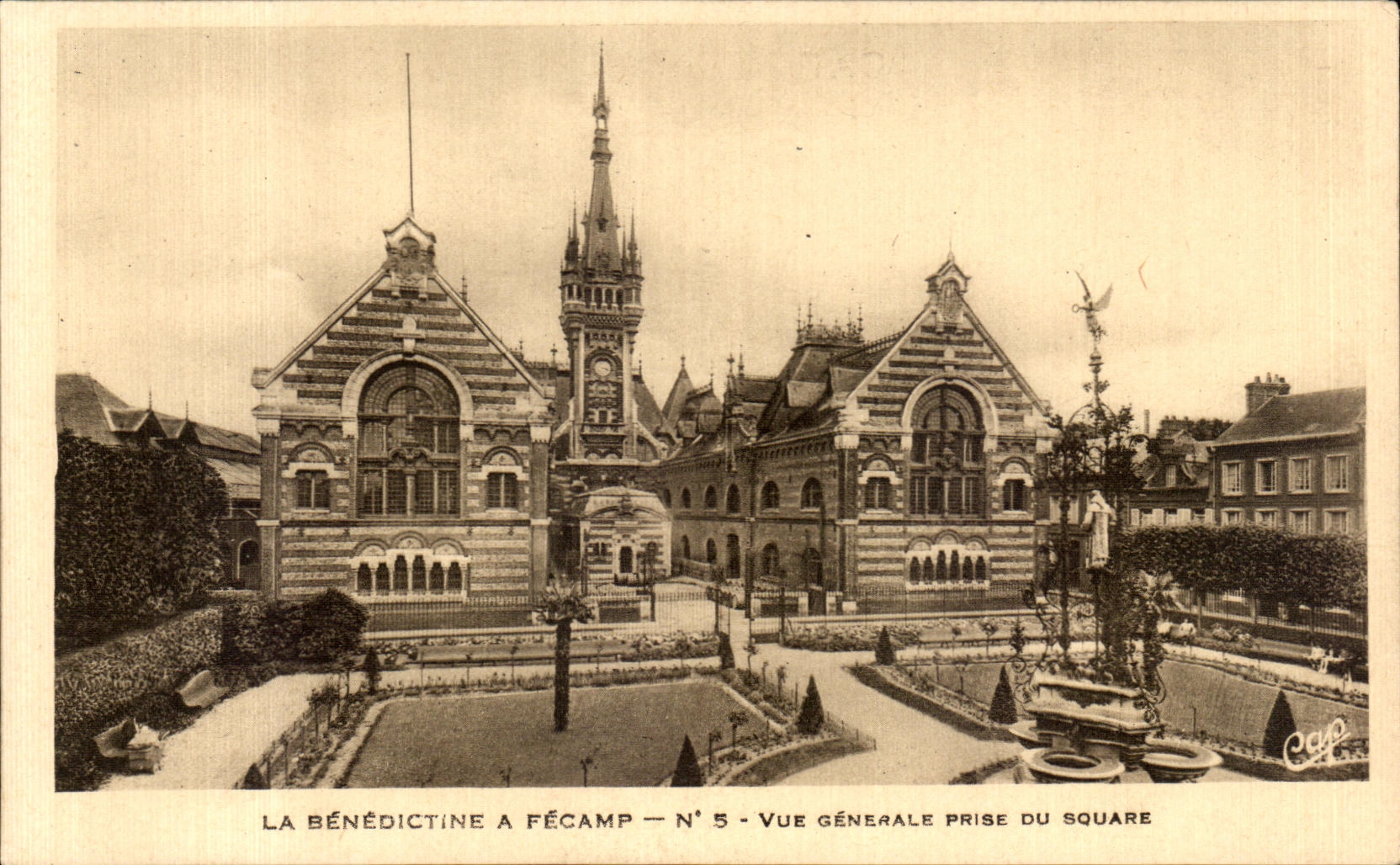CPA La Benedictine A Fecamp Vue Generale Prise Du Square