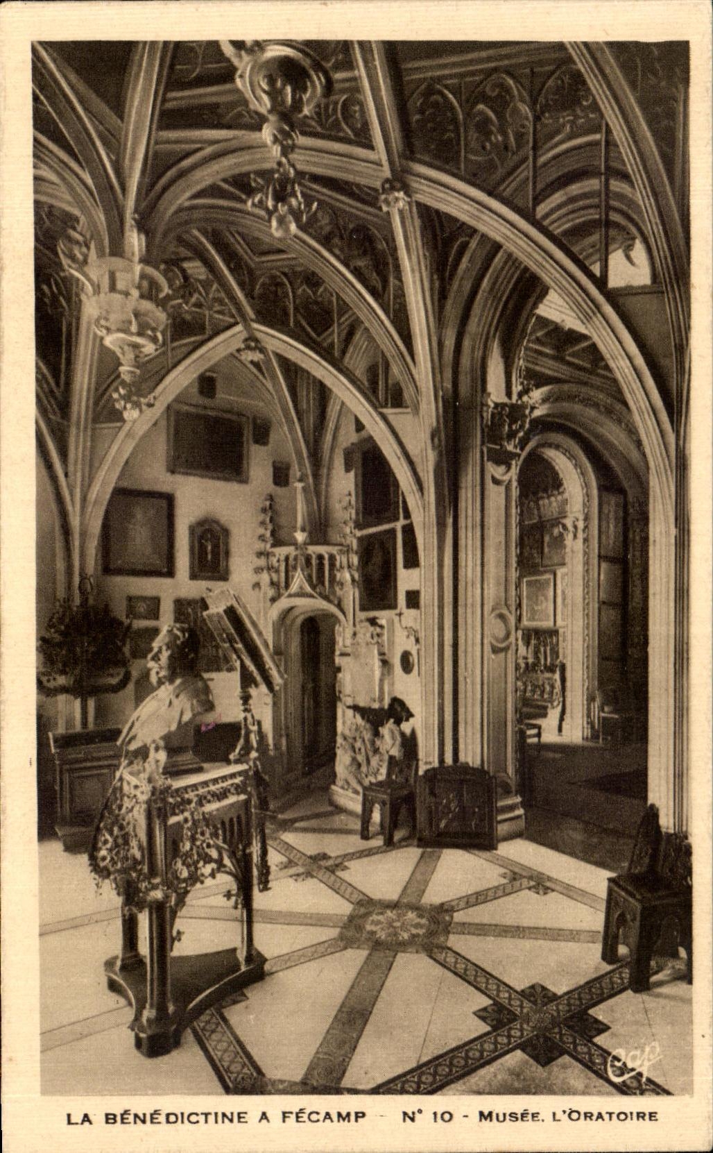 CPA La Benedictine A Fecamp Musee 