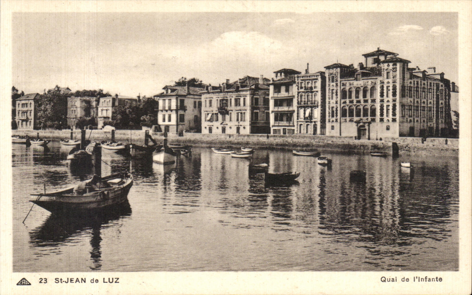 CPA St Jean de Luz Quai de L Infante