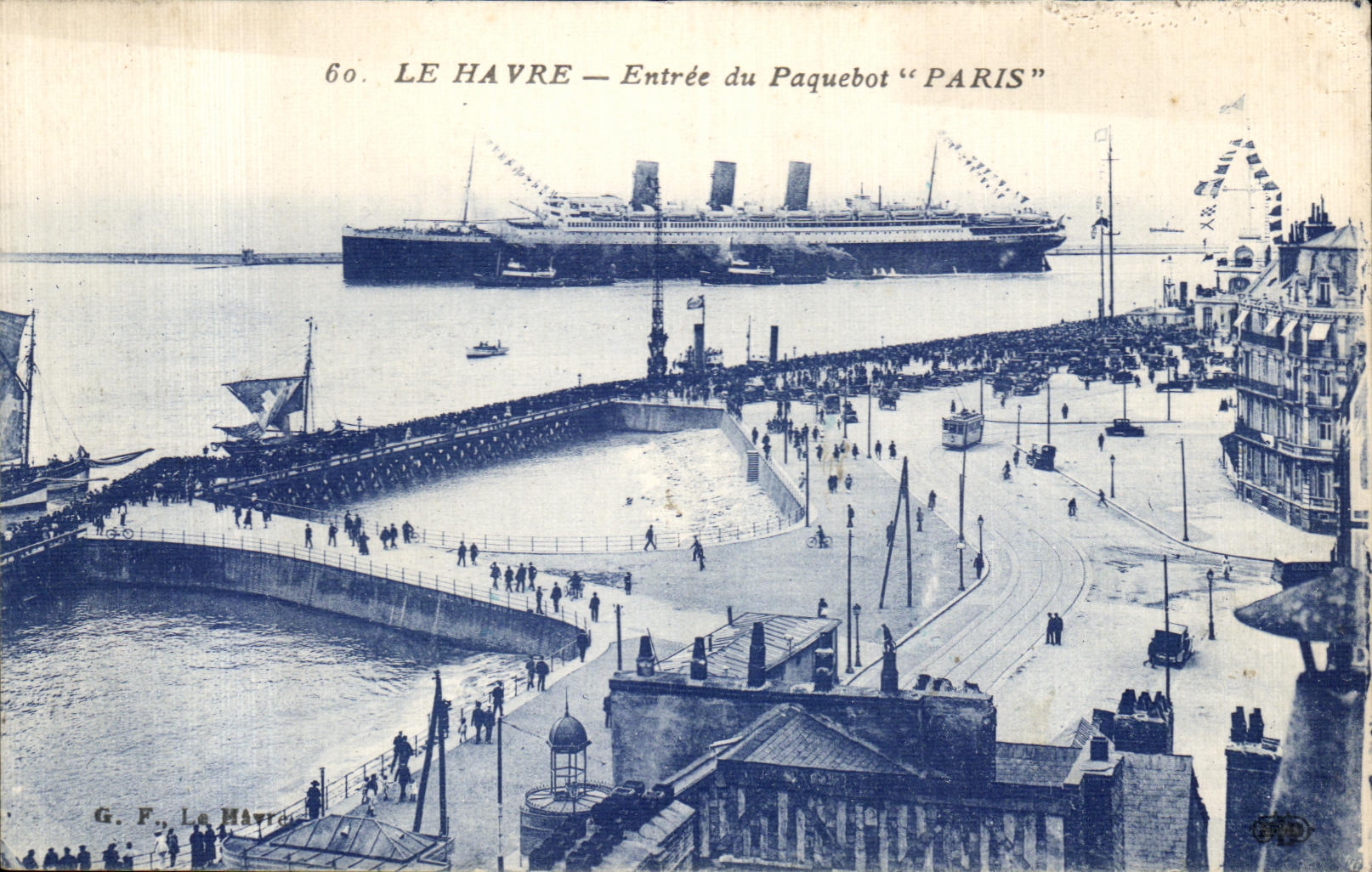 CPA Le Havre Entree du Paquebot Paris Bateau