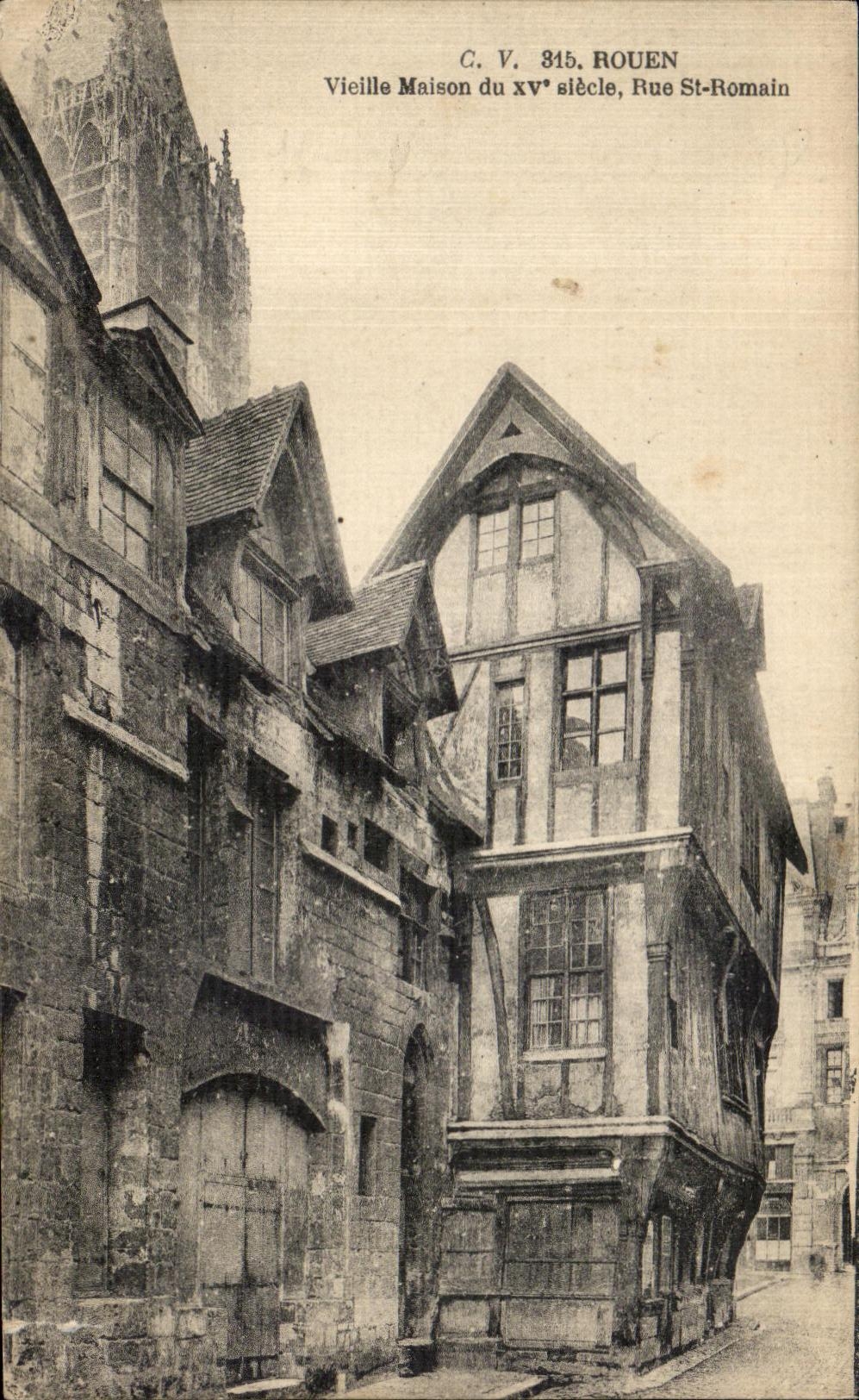 CPA Rouen Old woman House of the Street St Romain