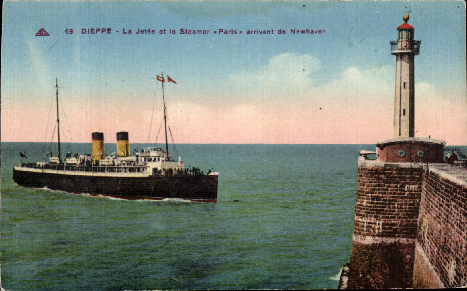 CPA Dieppe la llegada de Paris del embarcadero y del vapor del barco de New Haven