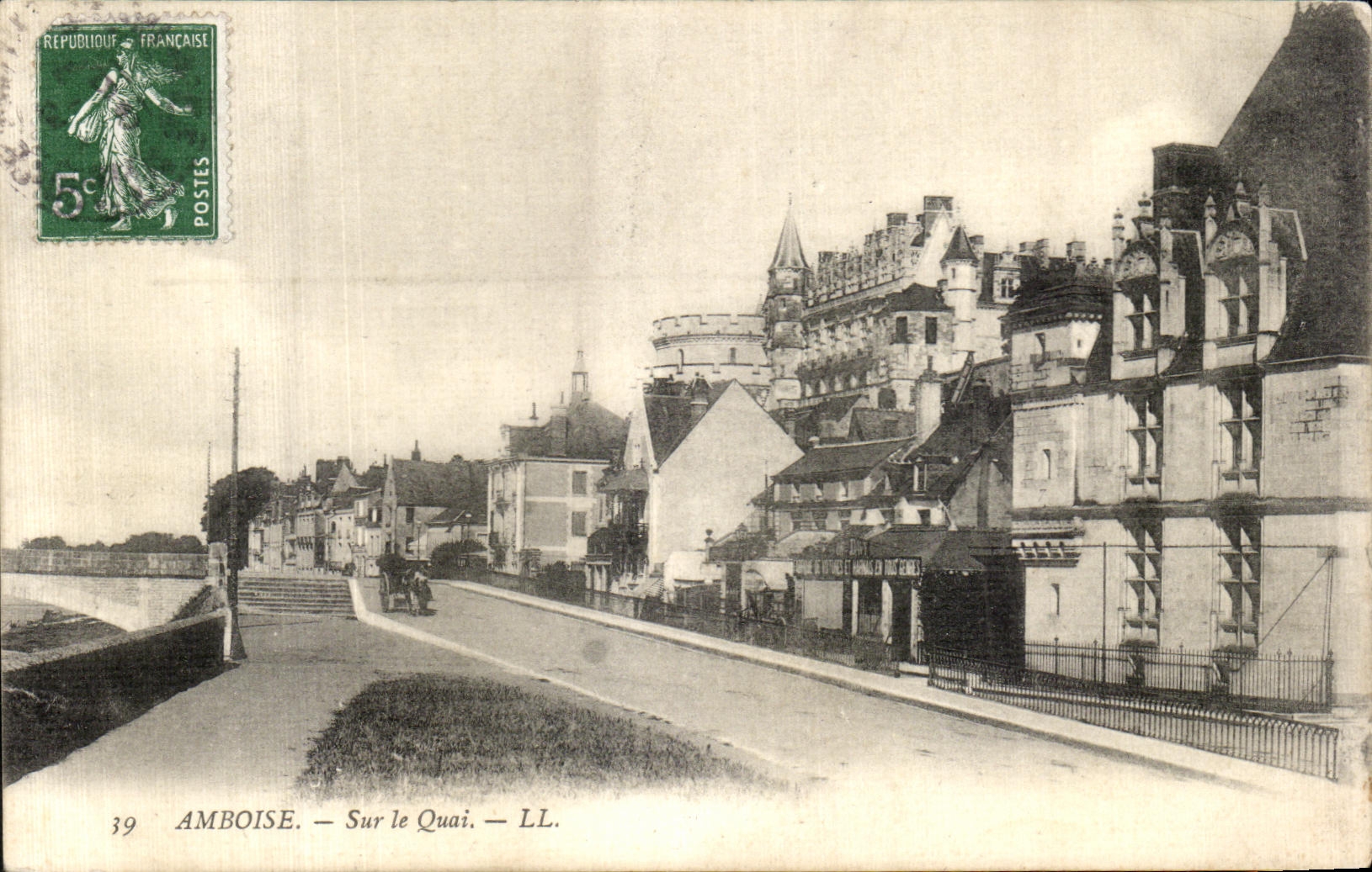 CPA Amboise sur le Quai