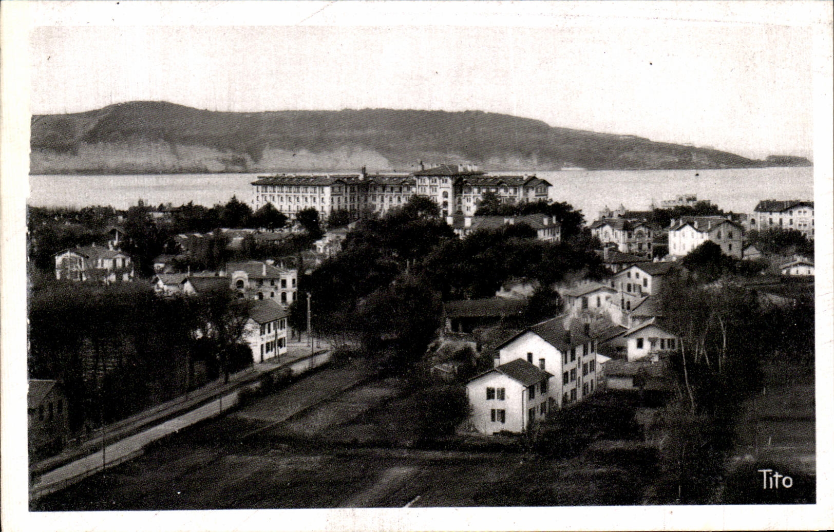 CPA Hendaye Seen on Hotel Eskualduna and the Point of the Cape Fig tree