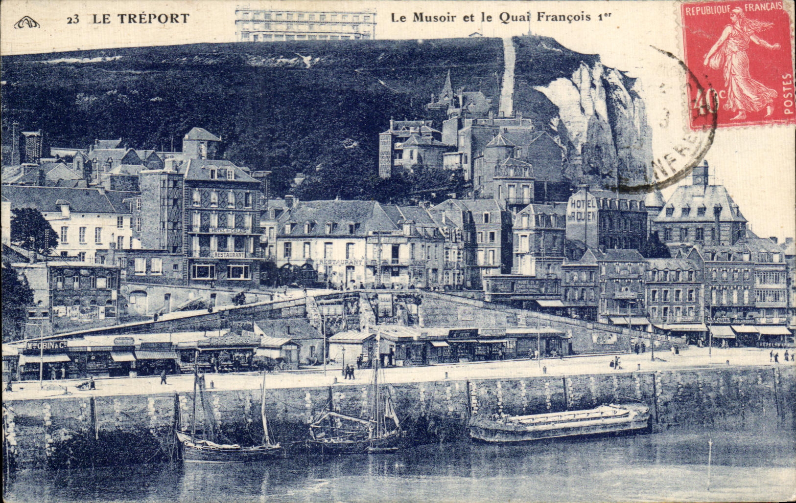 CPA Treport the Pierhead and the Francois Quay