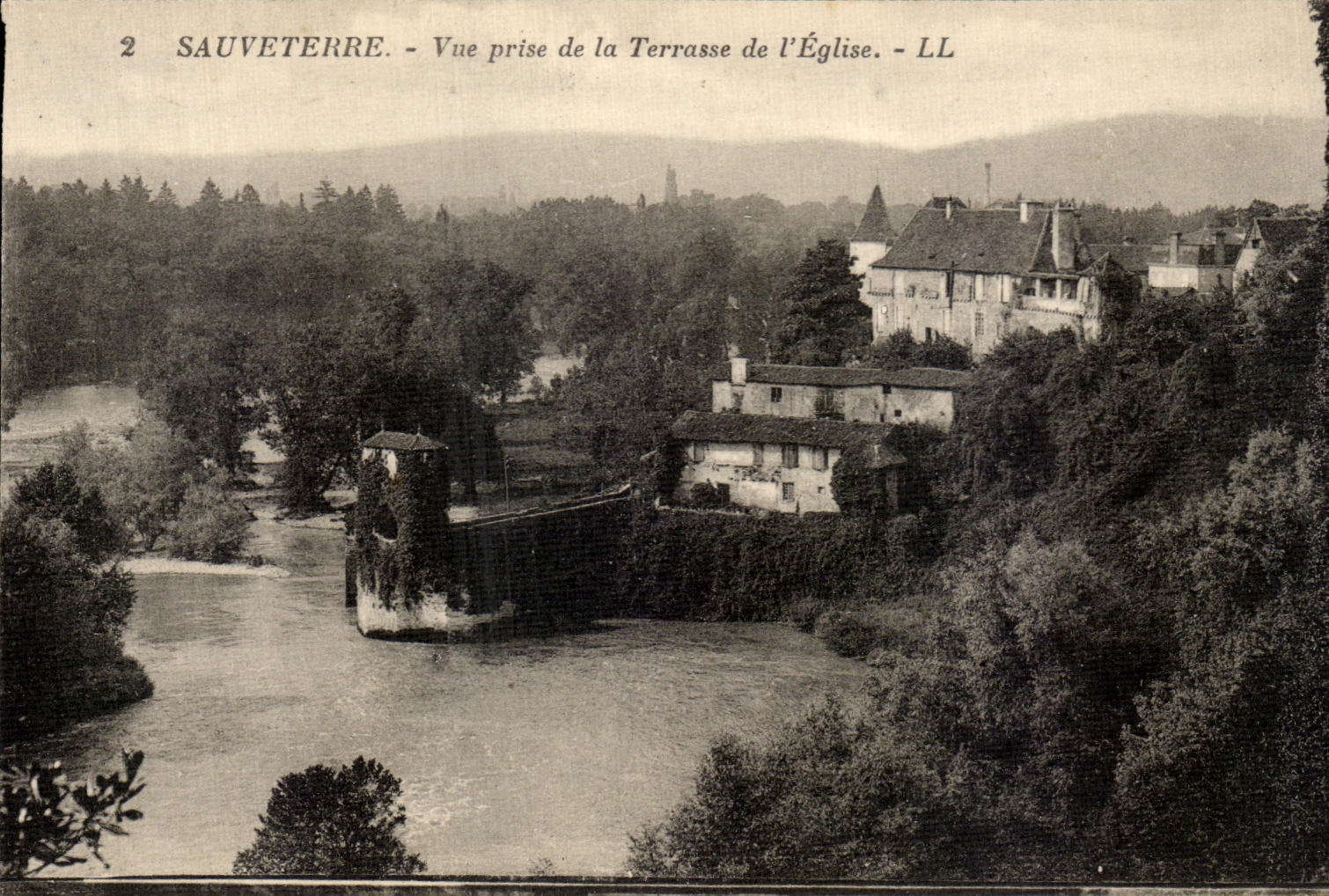 CPA Sauveterre Seen from of the Terrace of I Church
