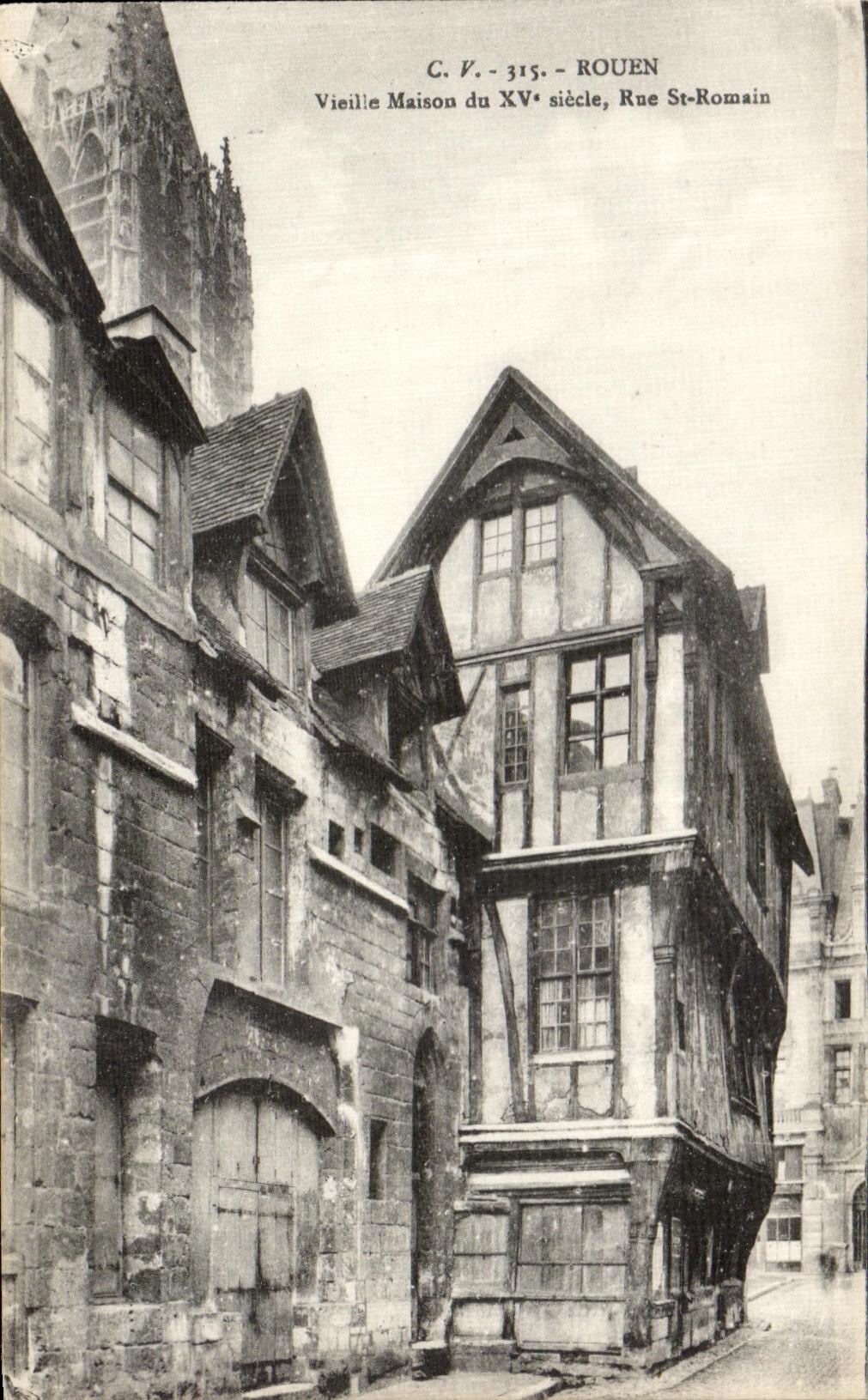 CPA Rouen Old woman House of the century Street Romain