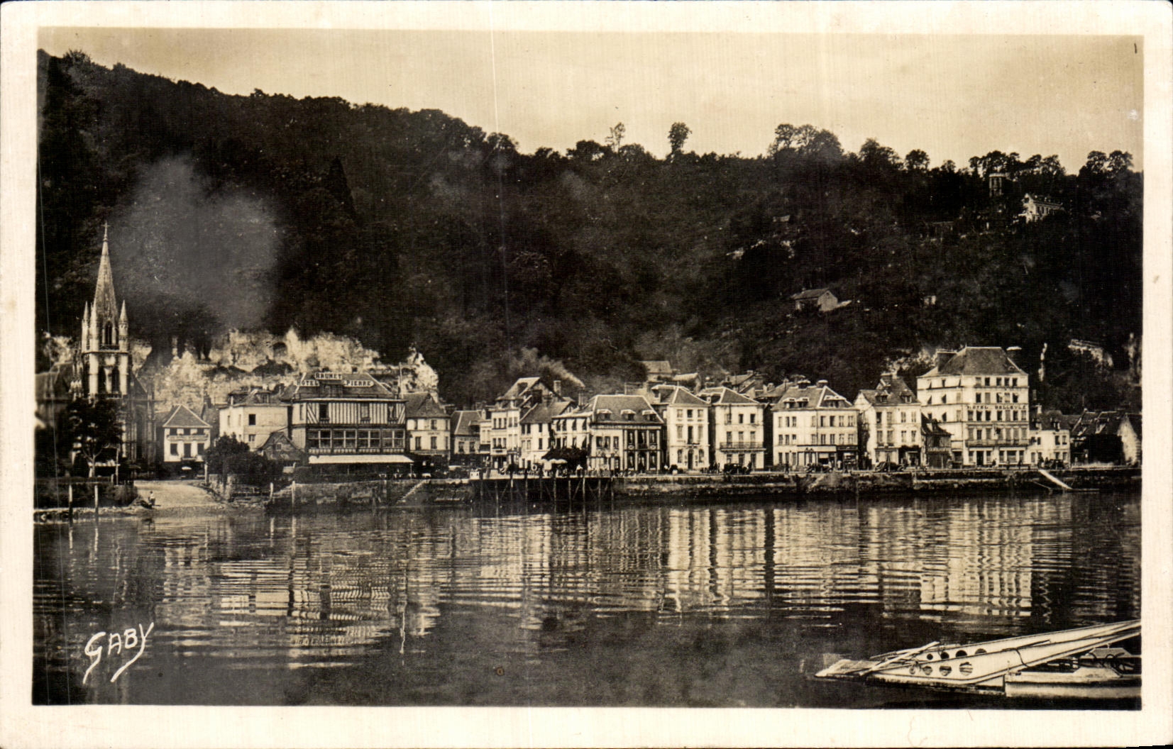 CPA the Face Quays the Seine