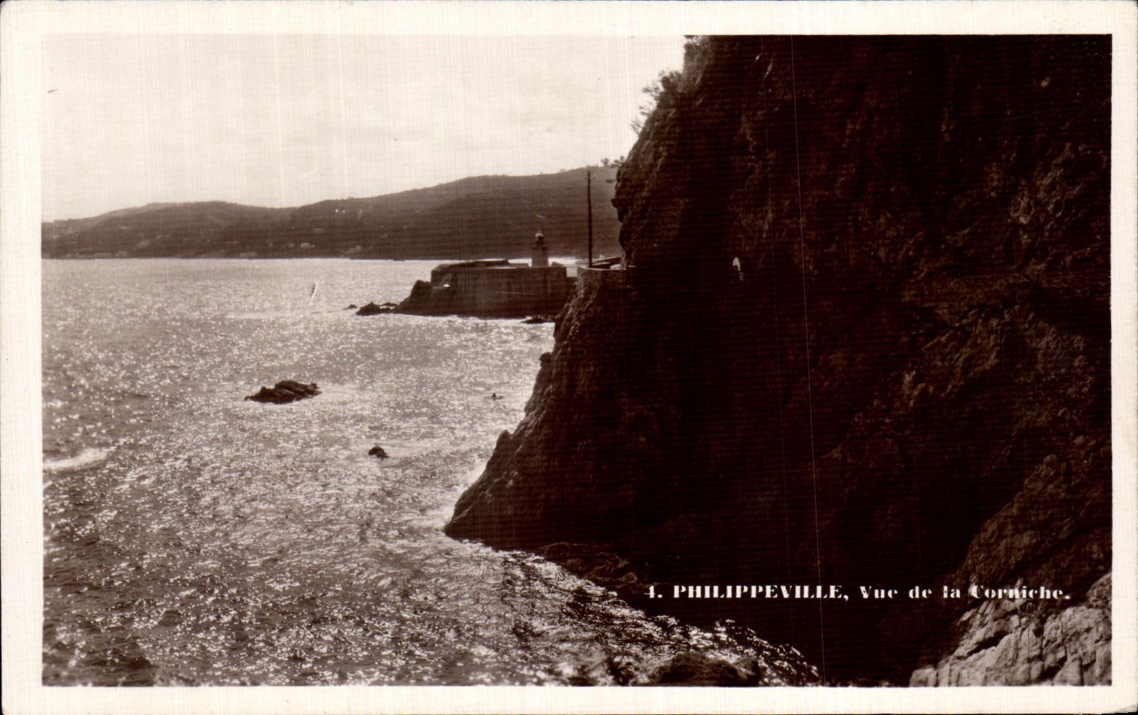 CPA Algerie Pilippeville Vue de la Corniche