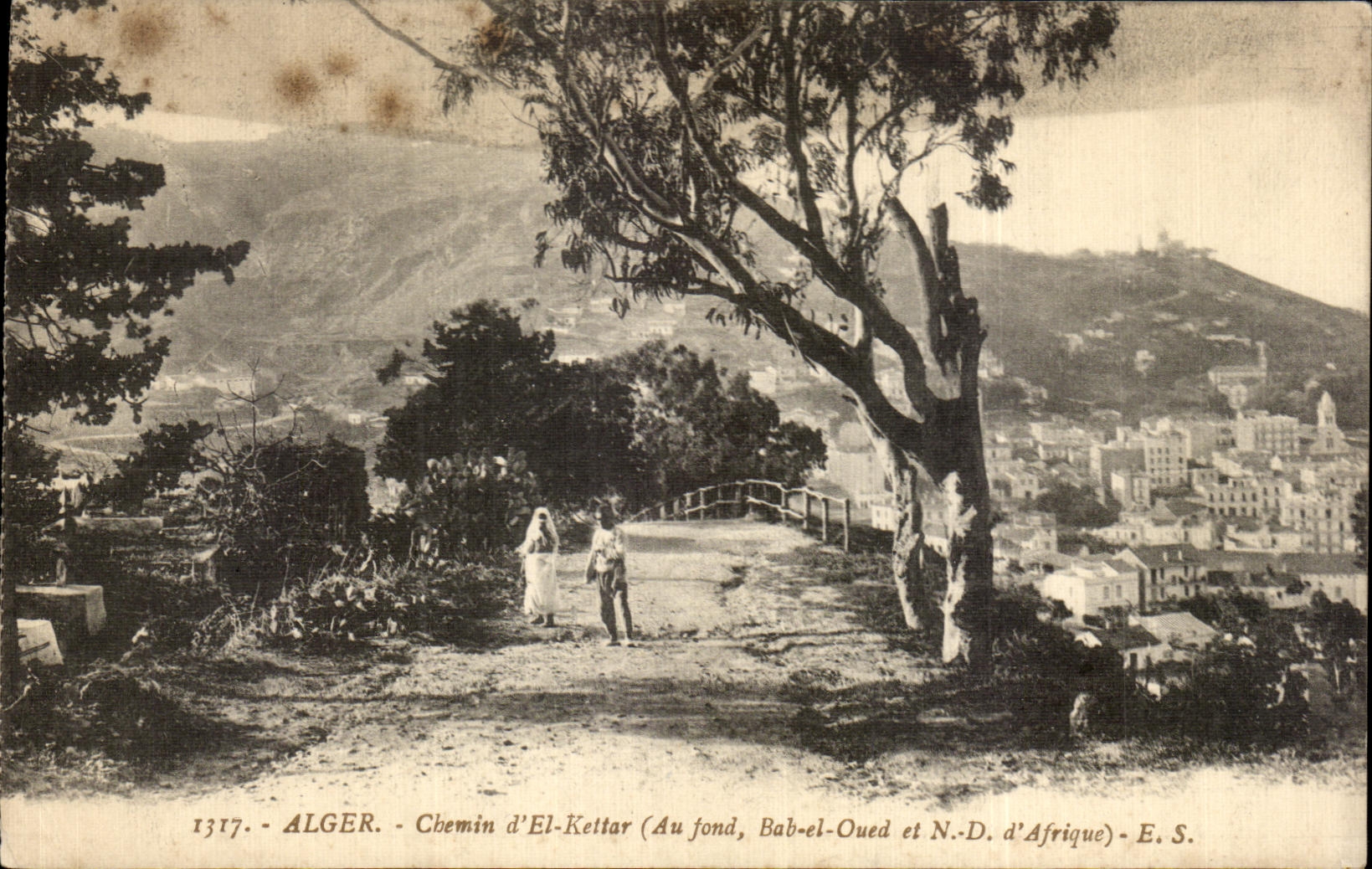 EL Kettar de la manera de CPA Argel