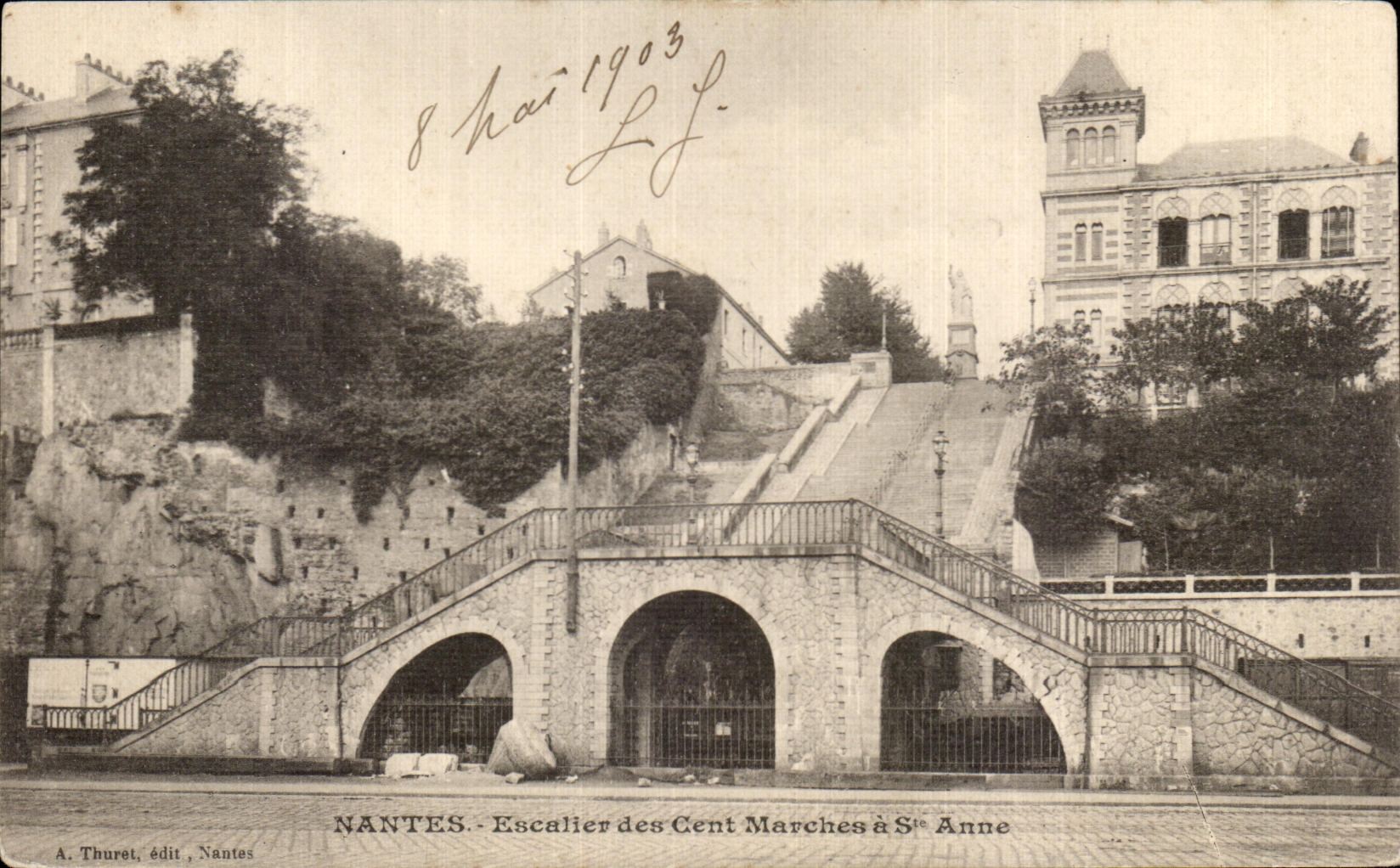 CPA Nantes Escalier of the Hundred Markets has St Anne