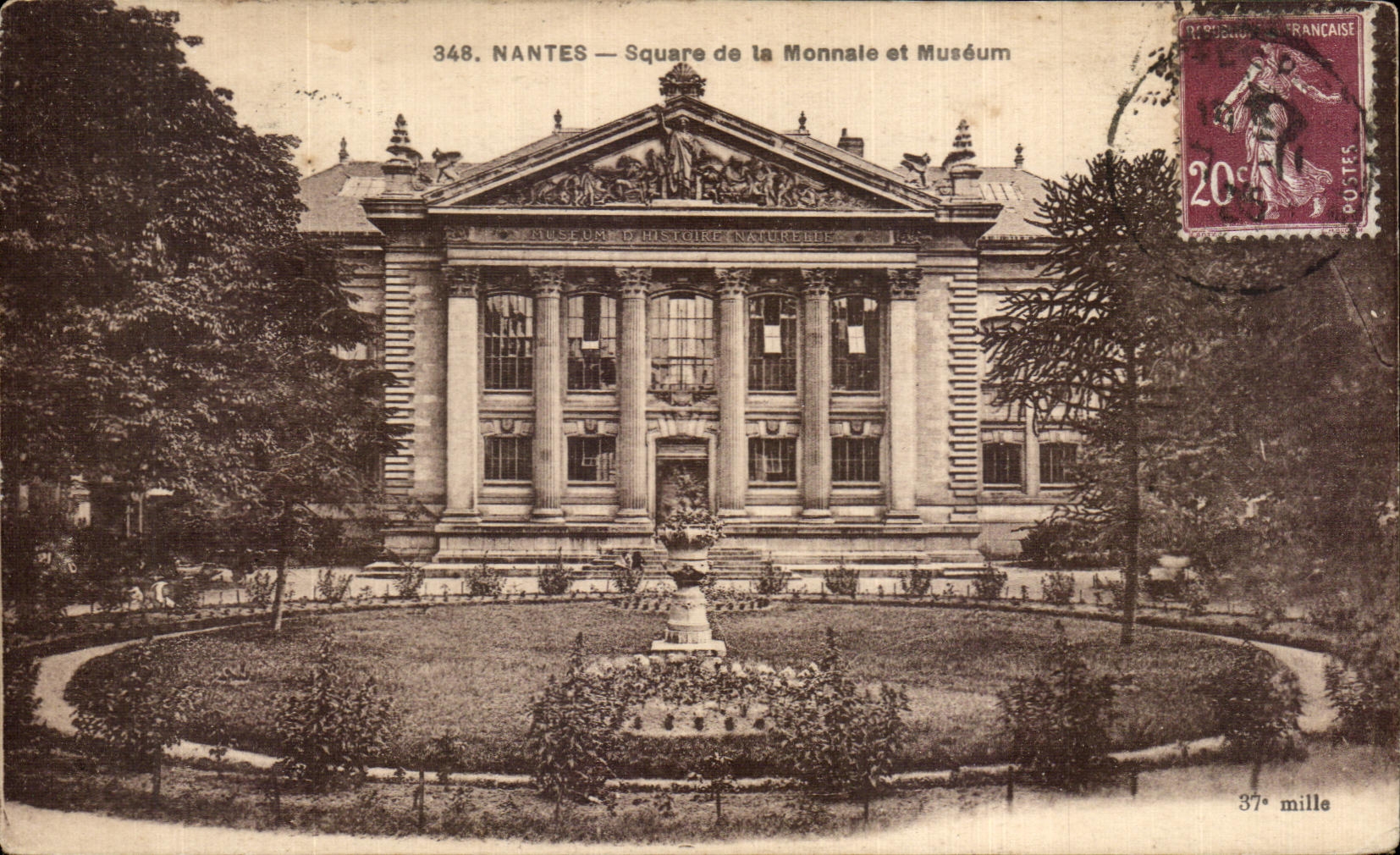 CPA Nantes Public garden of the Currency and Museum