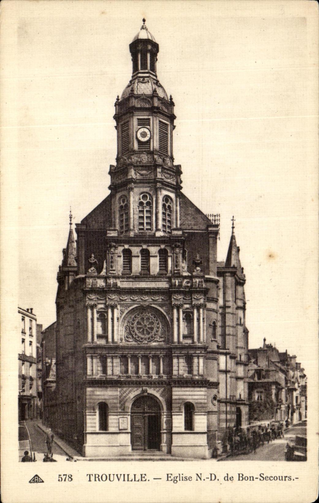 CPA Trouville Eglise N D de Bon Secours
