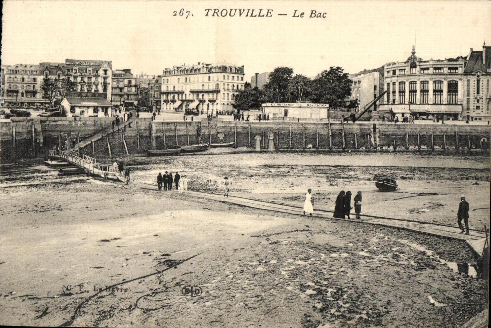 CPA Trouville Le Bac