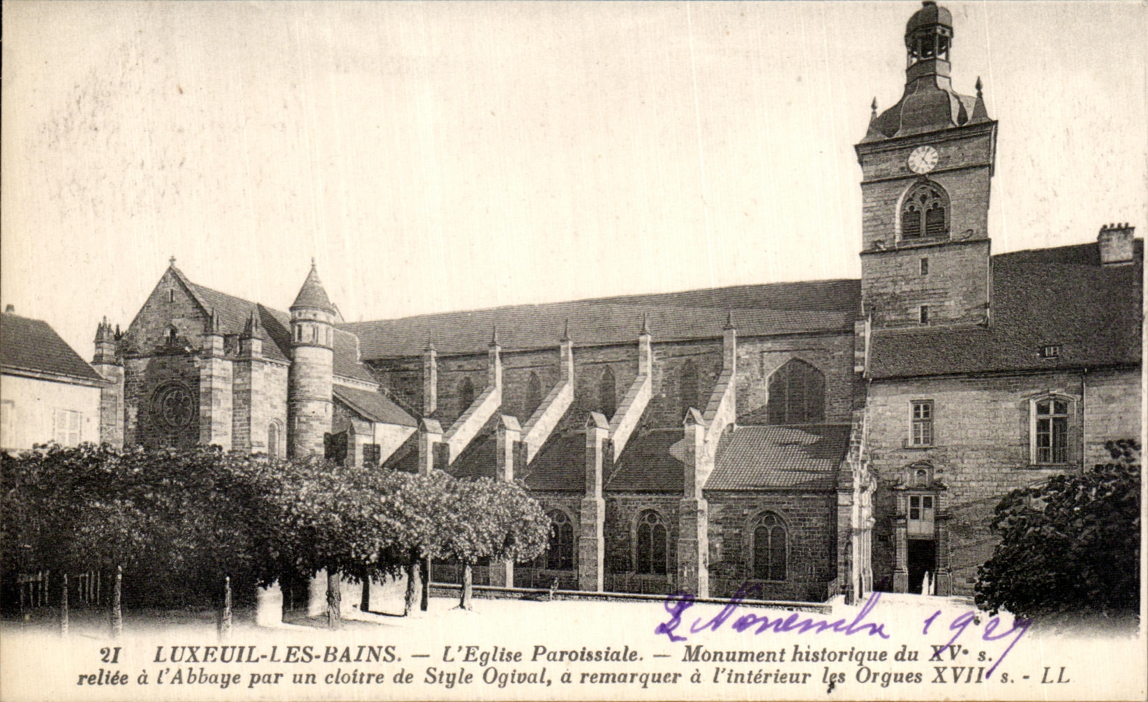 CPA Luxeuil Les Bains Parish church Historic building of connects ad interim Abbaye by a cloister