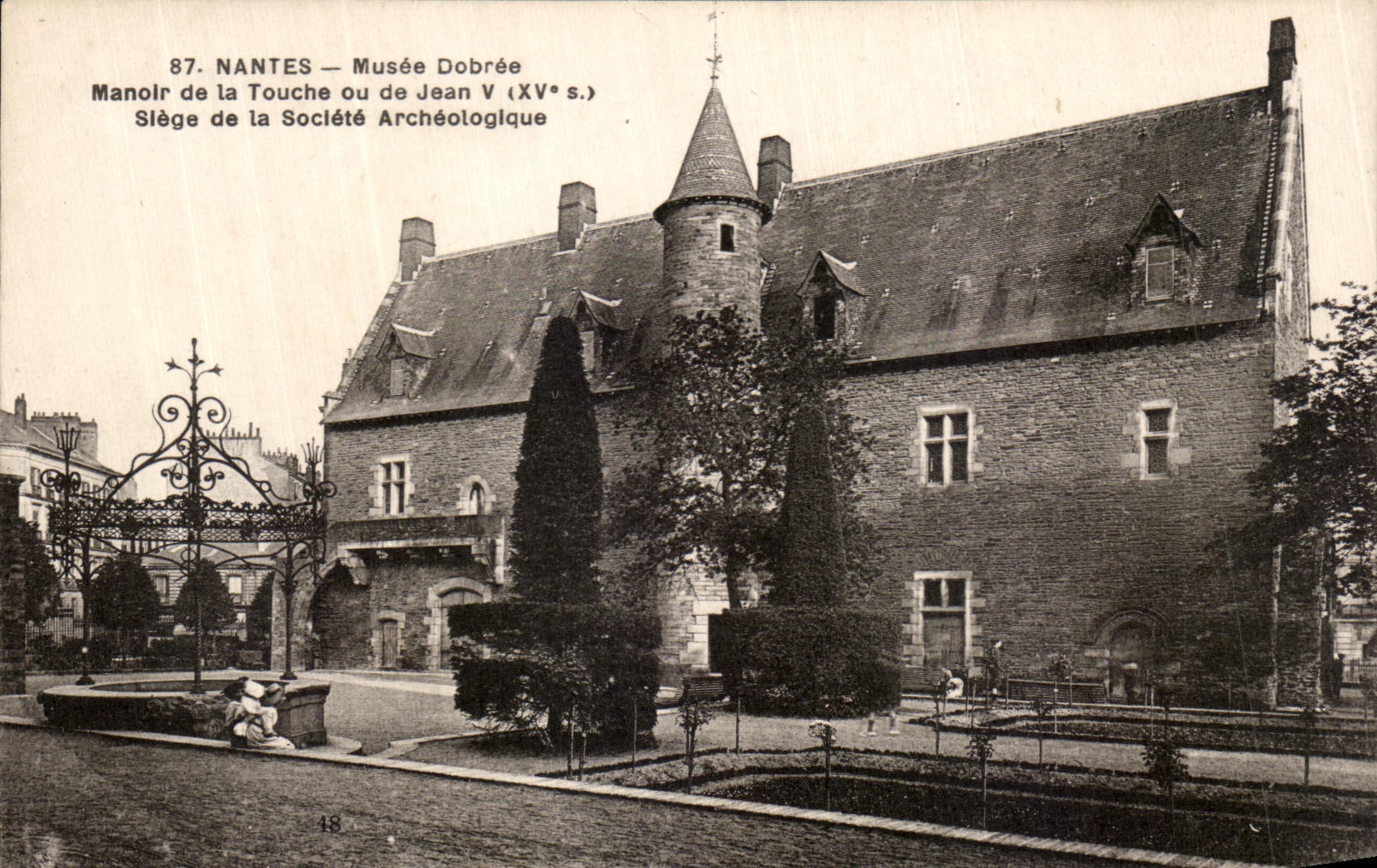 CPA Nantes Musee Dobree Manoir of the Key Sits of the archaeological company