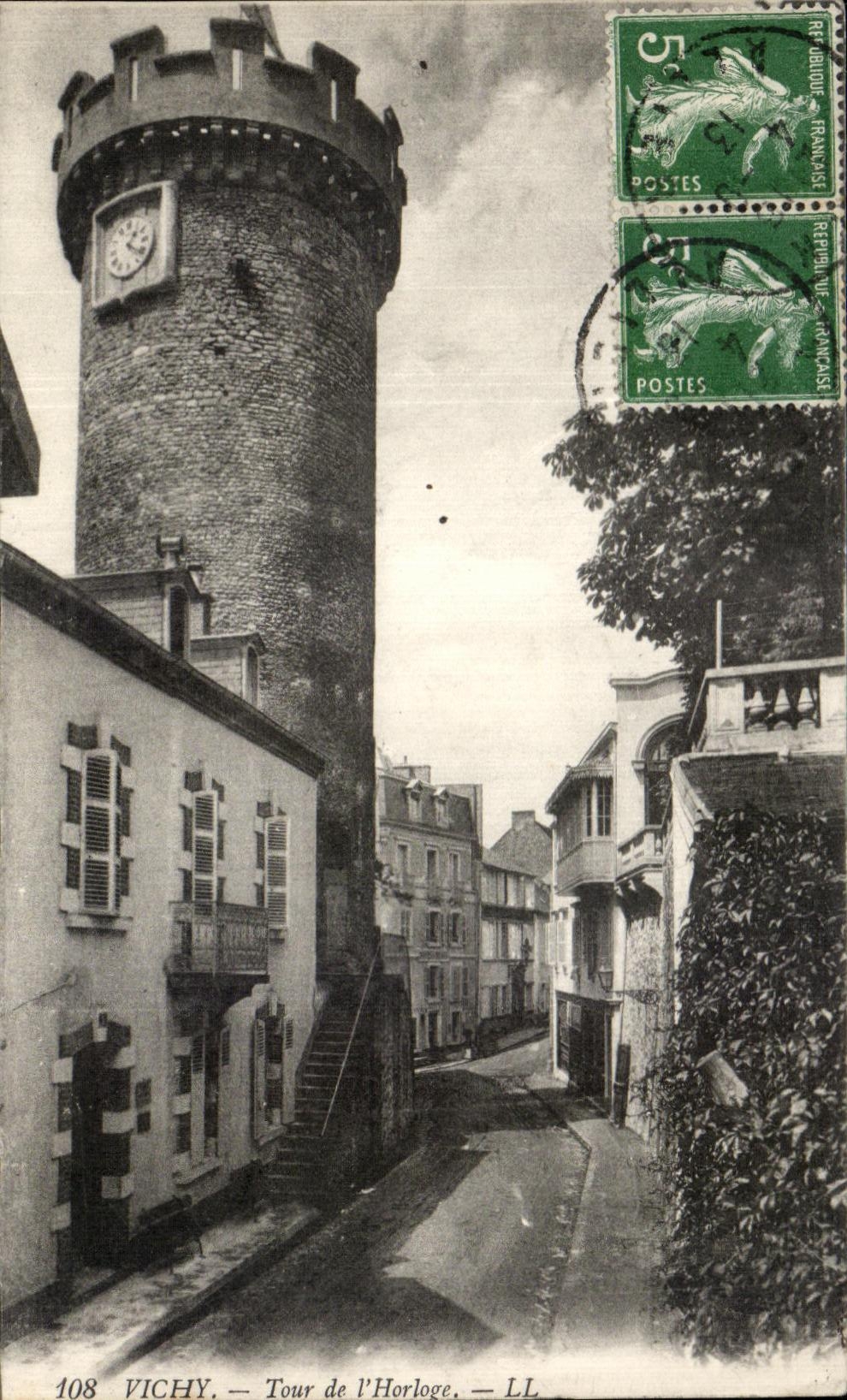 CPA Vichy Turn of I Clock